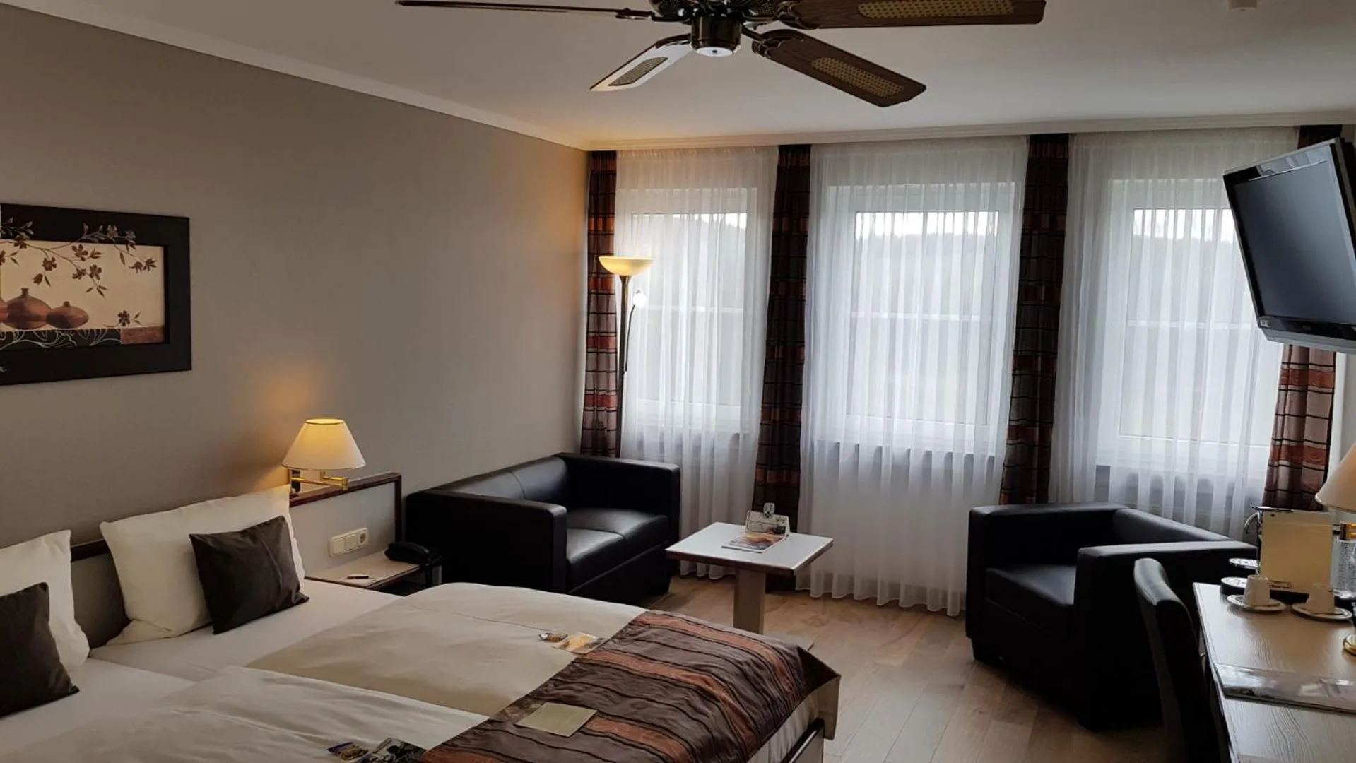 Photo of the whole room, Bed in Hotel Rhöner Land Garni - Bed & Breakfast
