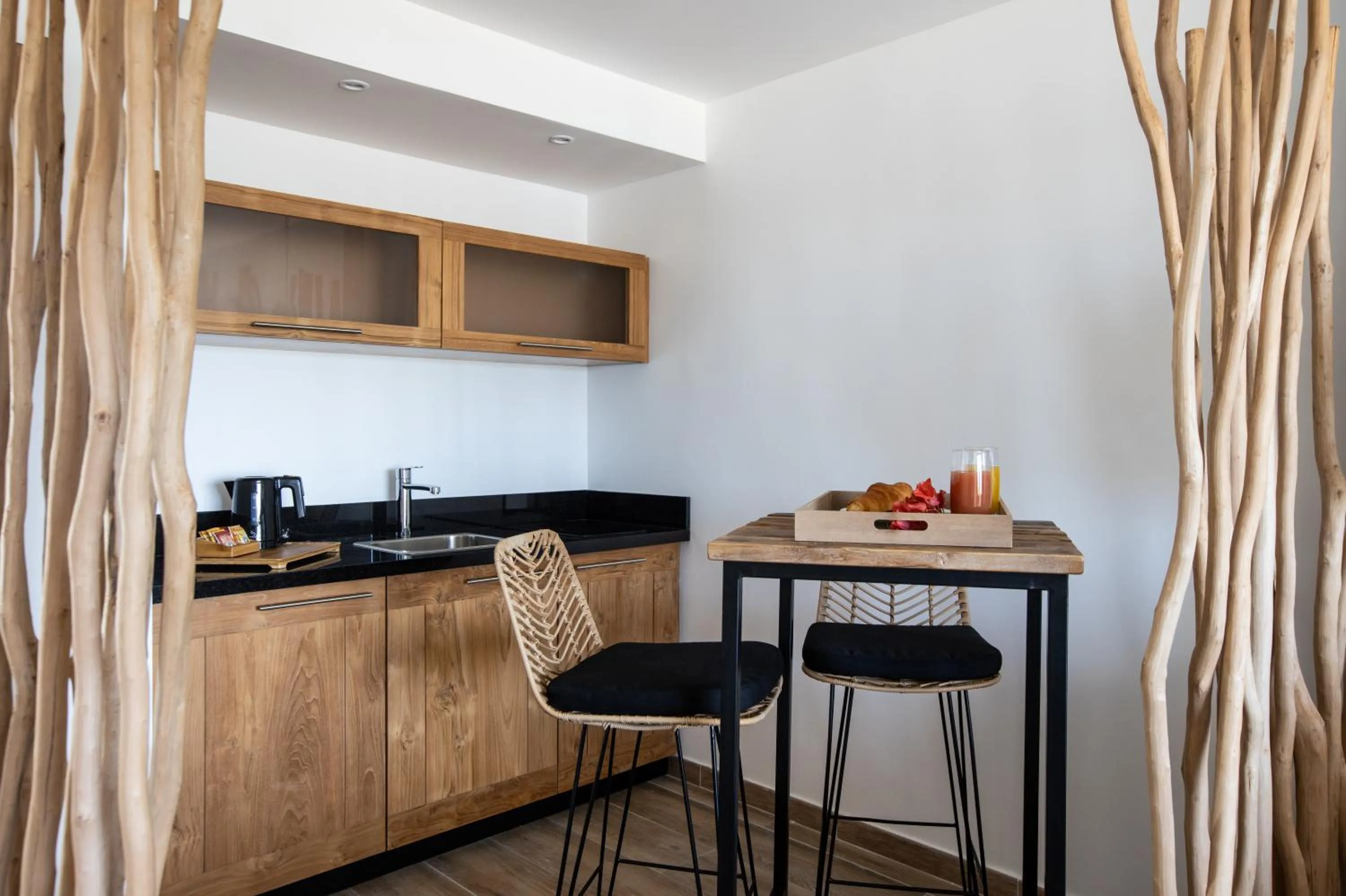 Kitchen or kitchenette in Orient Beach Hotel