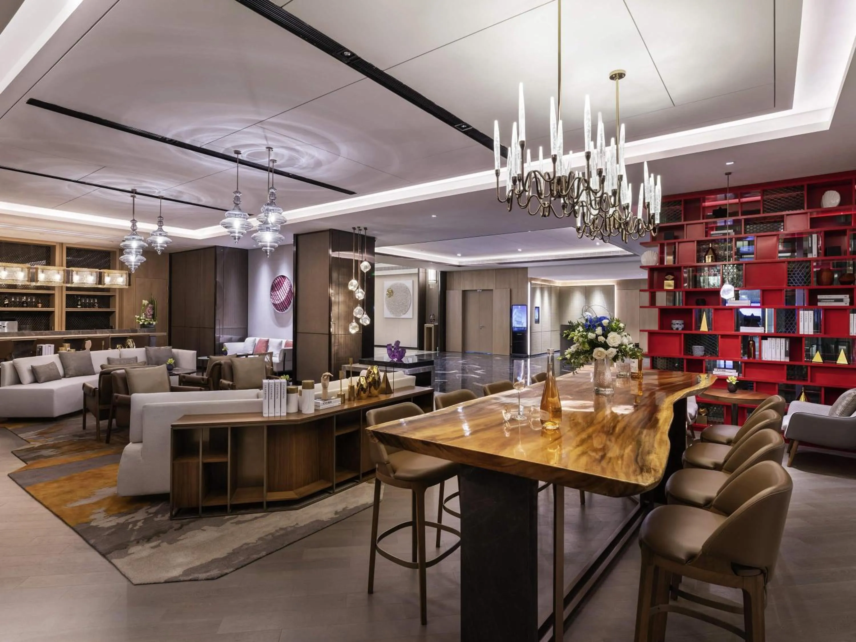 Lounge or bar in Grand Mercure Shanghai Lingang