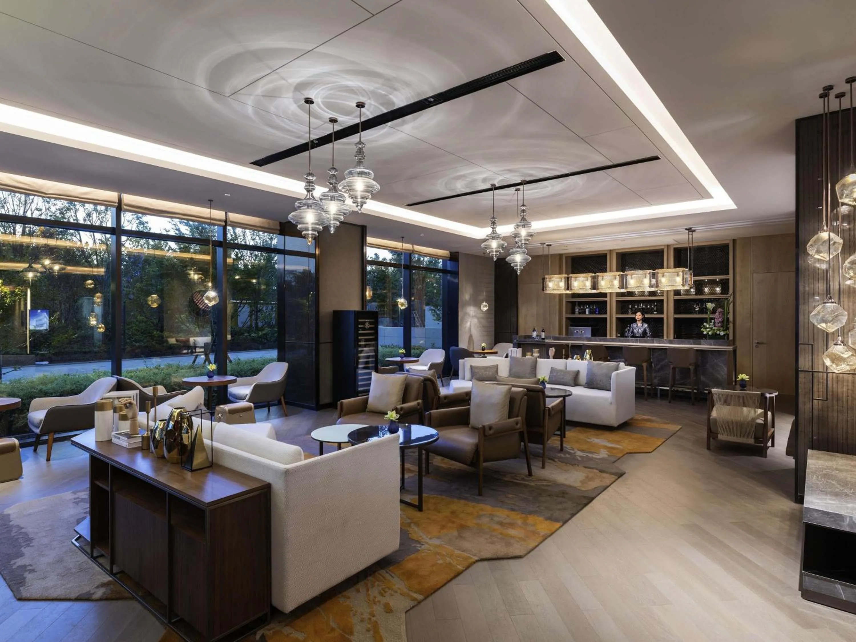 Lounge or bar in Grand Mercure Shanghai Lingang