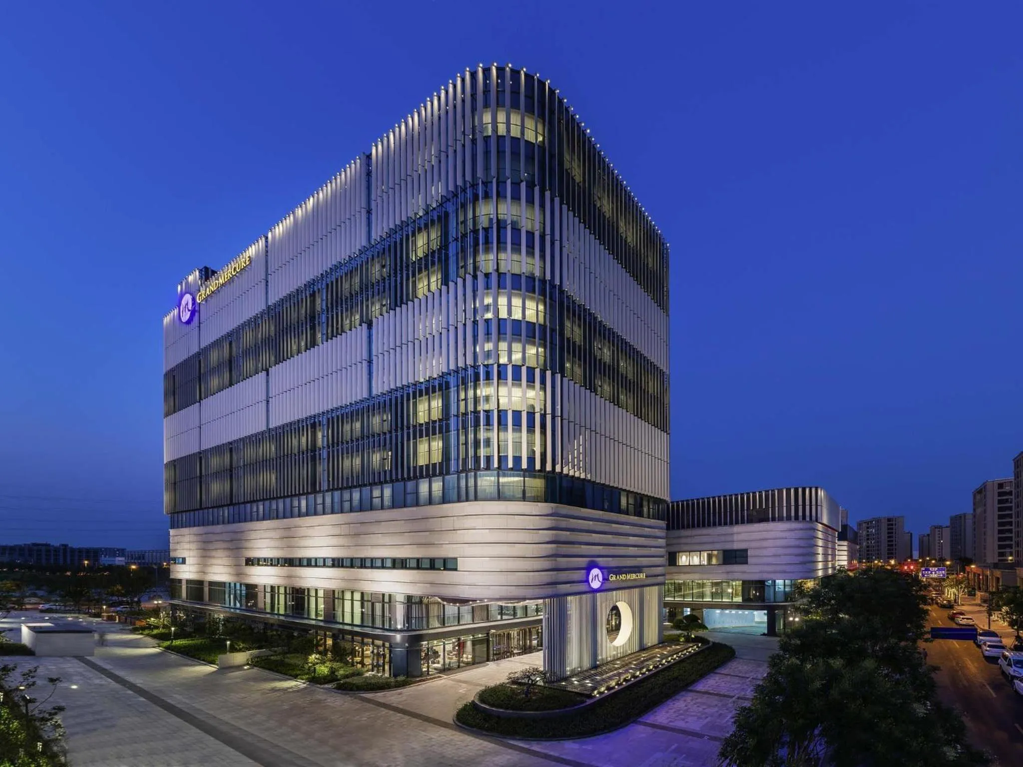 Property building in Grand Mercure Shanghai Lingang
