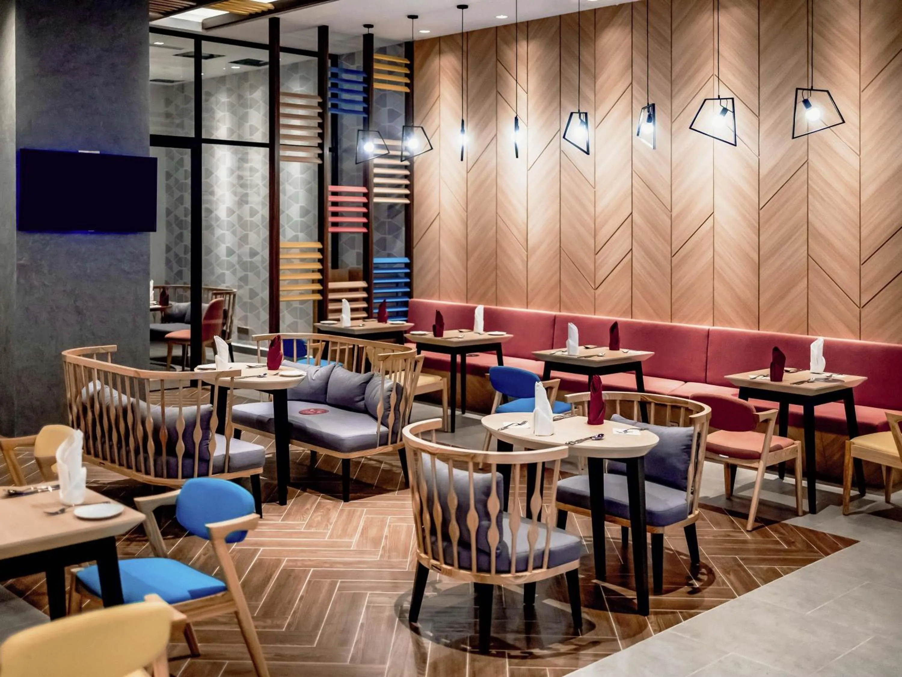 Restaurant/places to eat in ibis Styles Kota Bharu