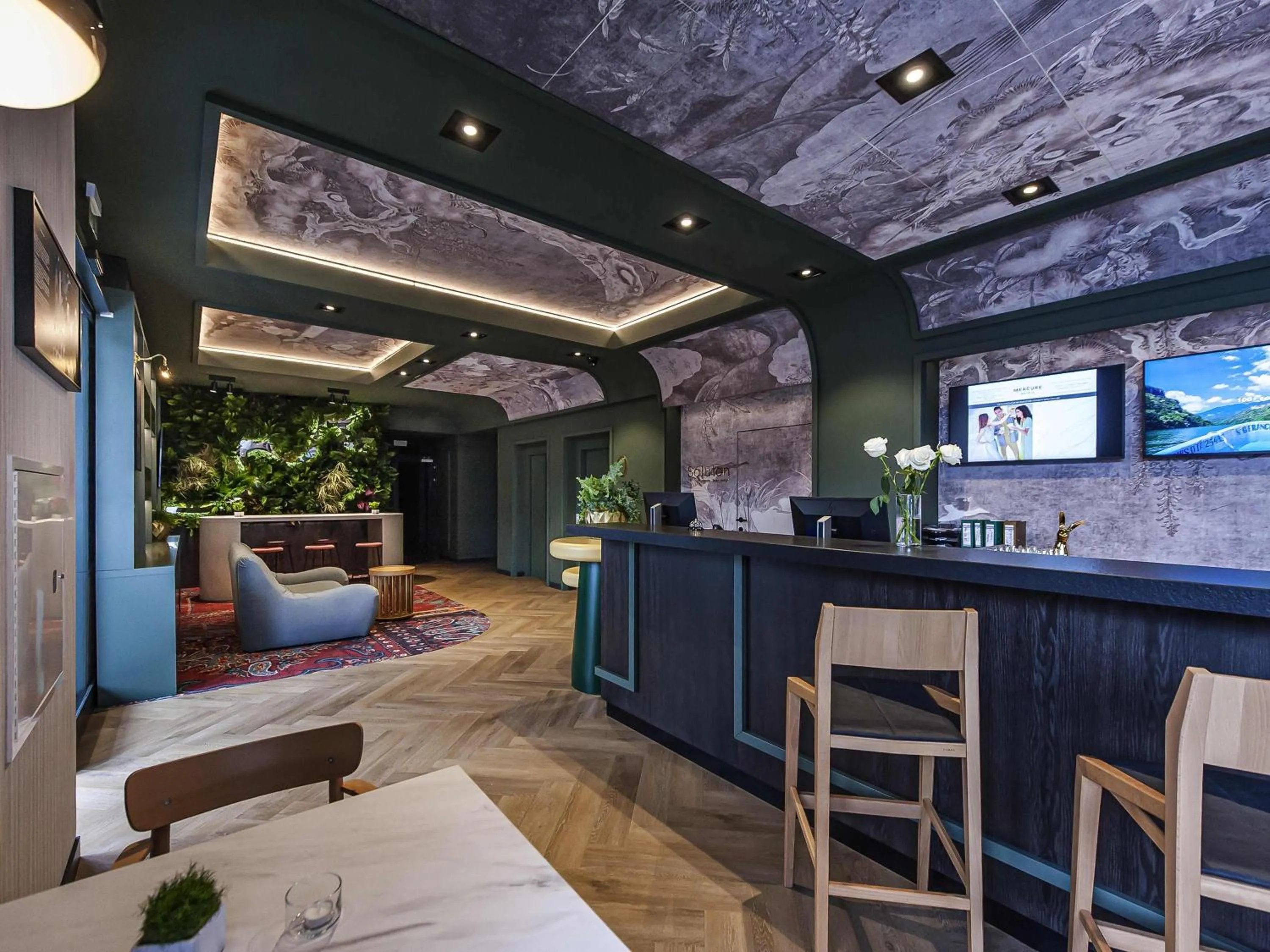 Lounge or bar in Mercure Bialystok