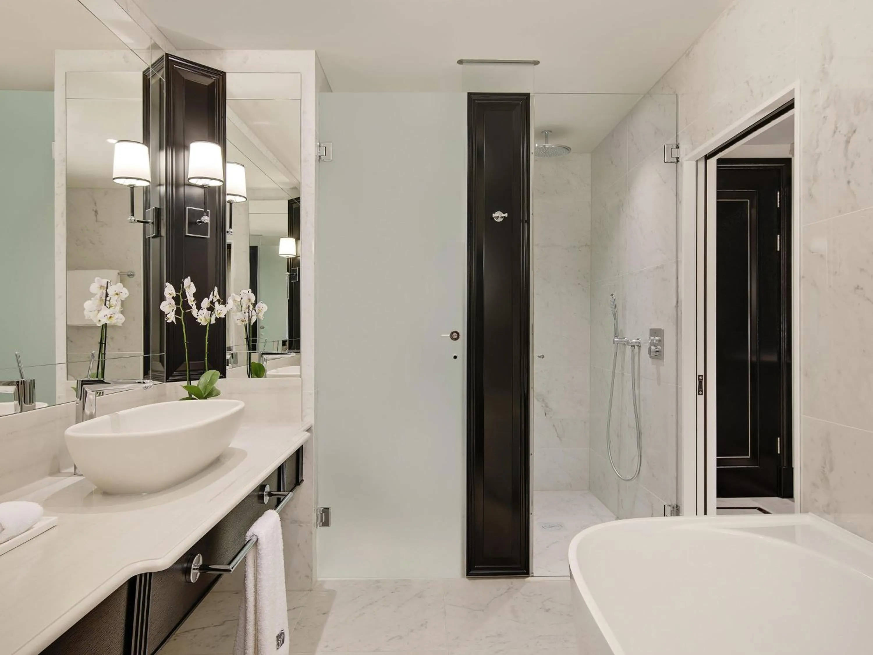 Bedroom in Fairmont Windsor Park