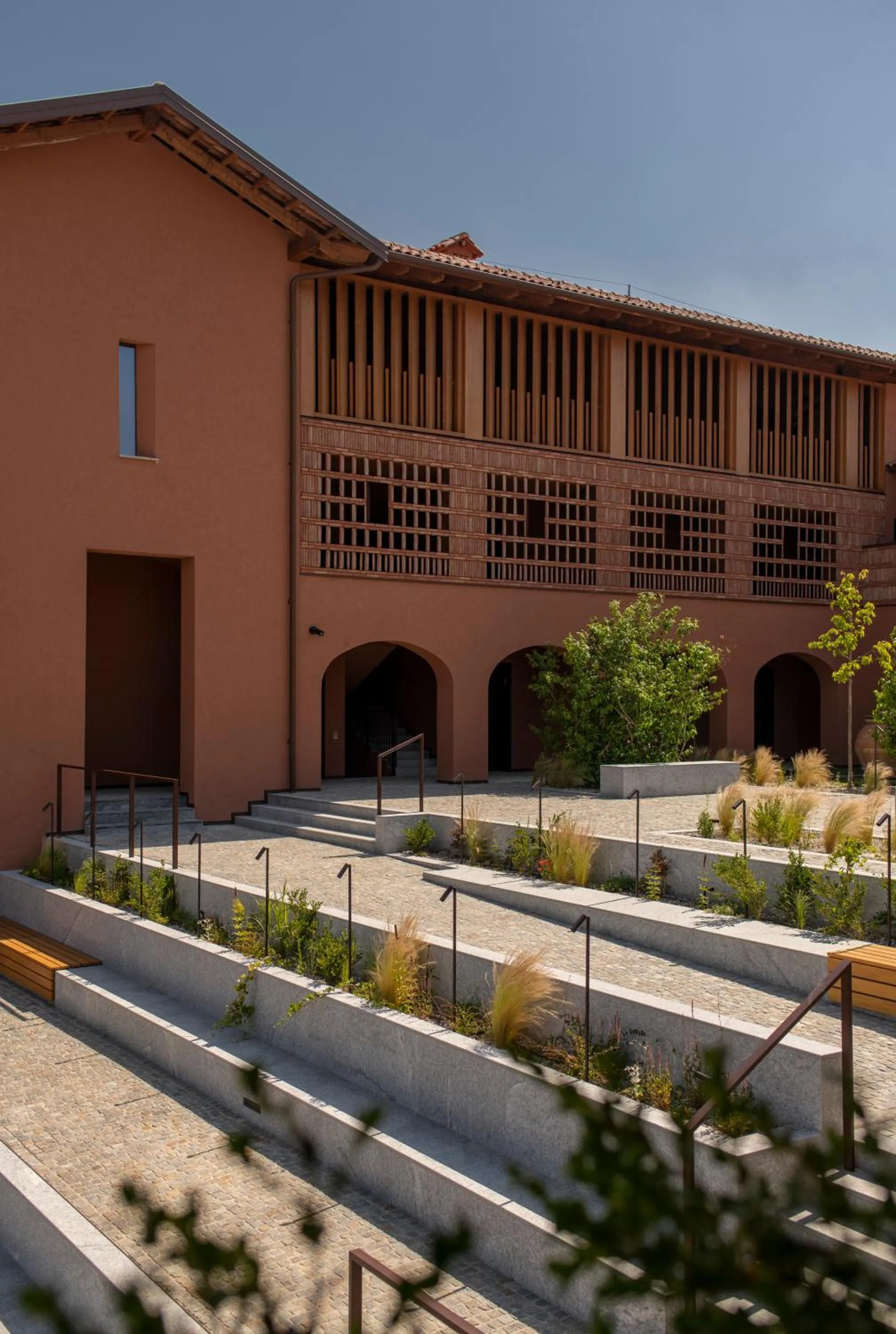 Property building in Casa di Langa