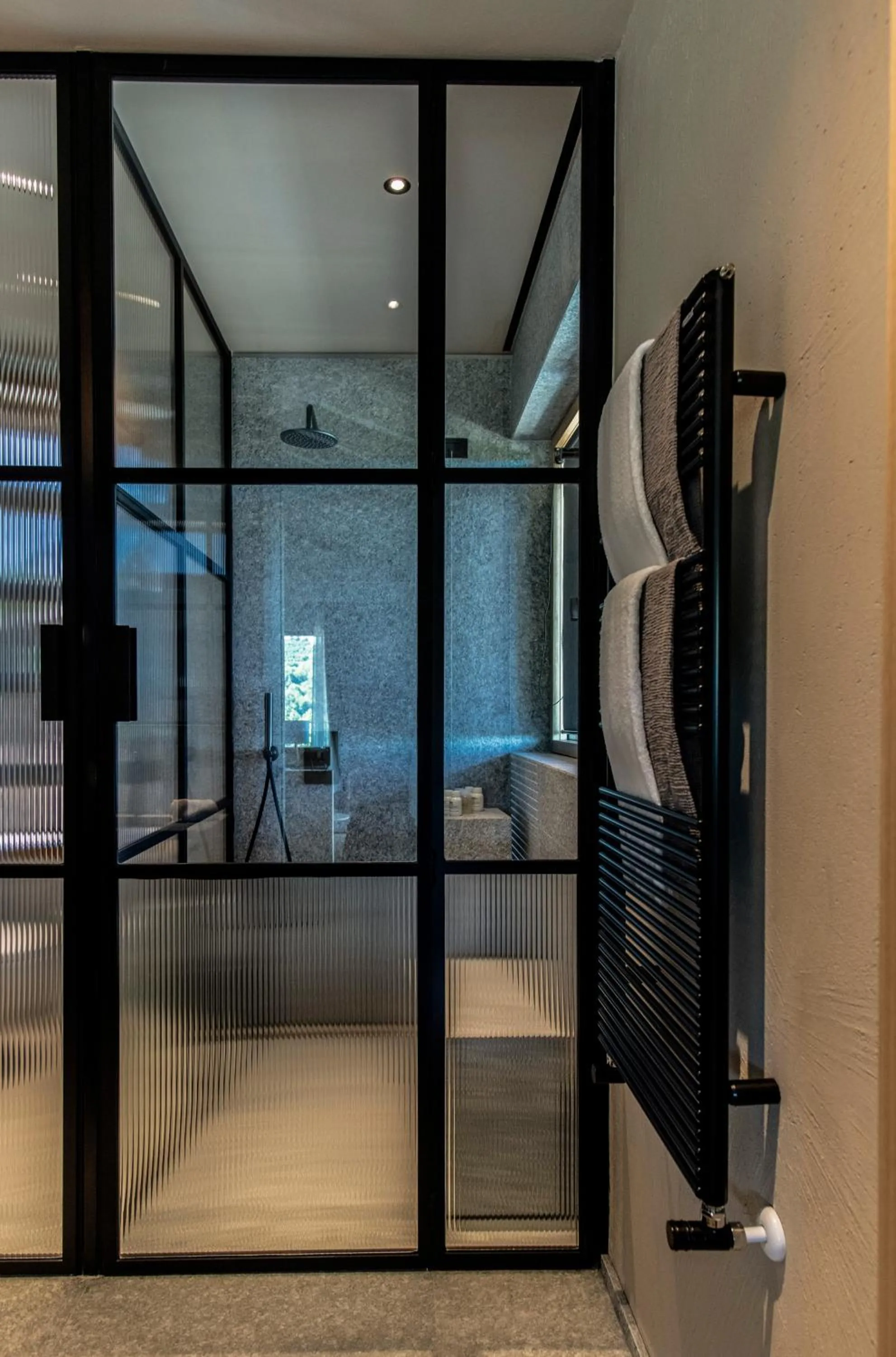 Shower in Casa di Langa