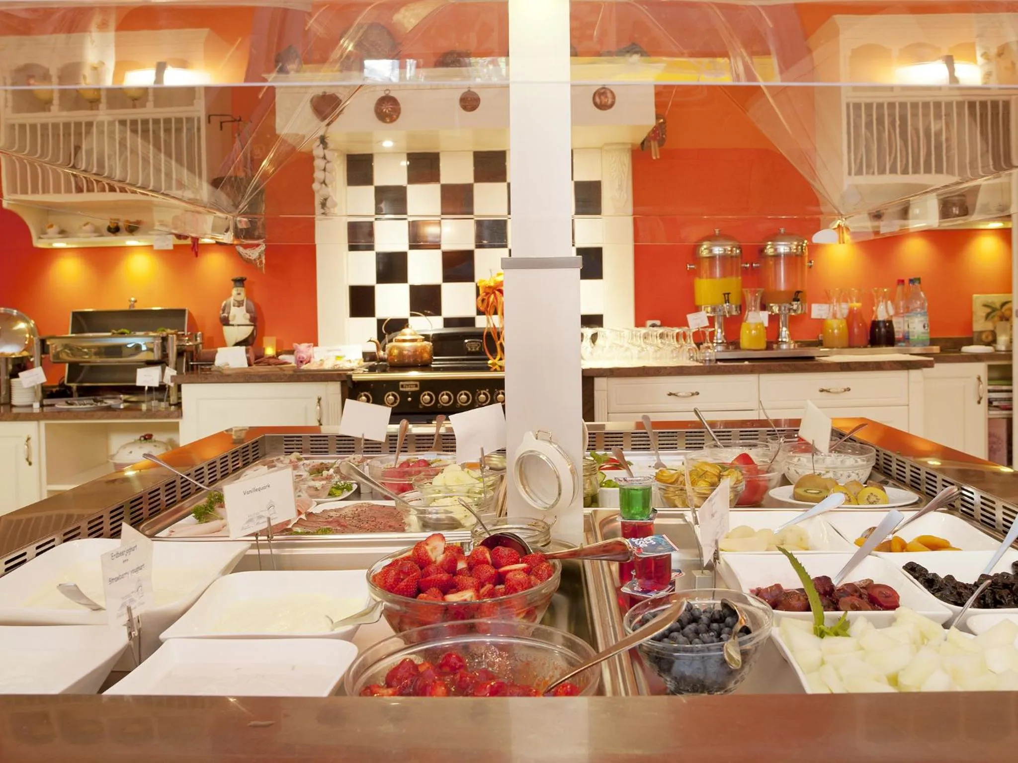 Buffet breakfast in Hotel Villa Monte Vino