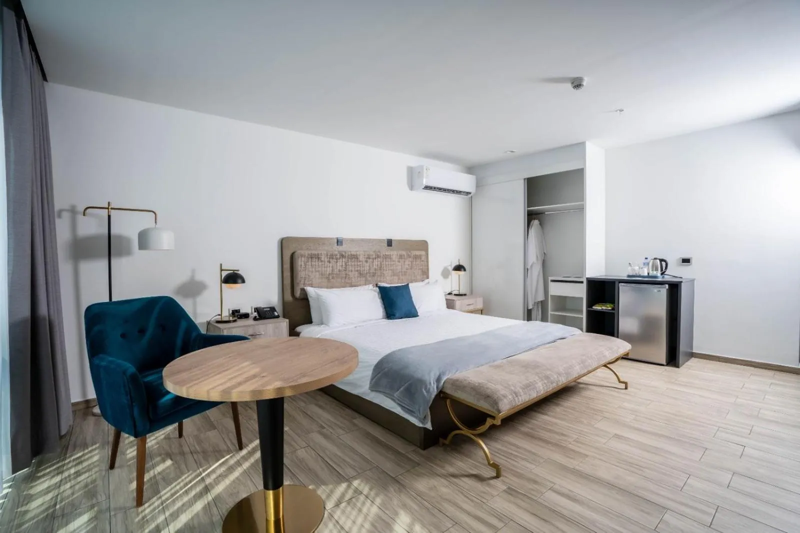 Bed in Hotel Puerto Pacifico Guayaquil Airport