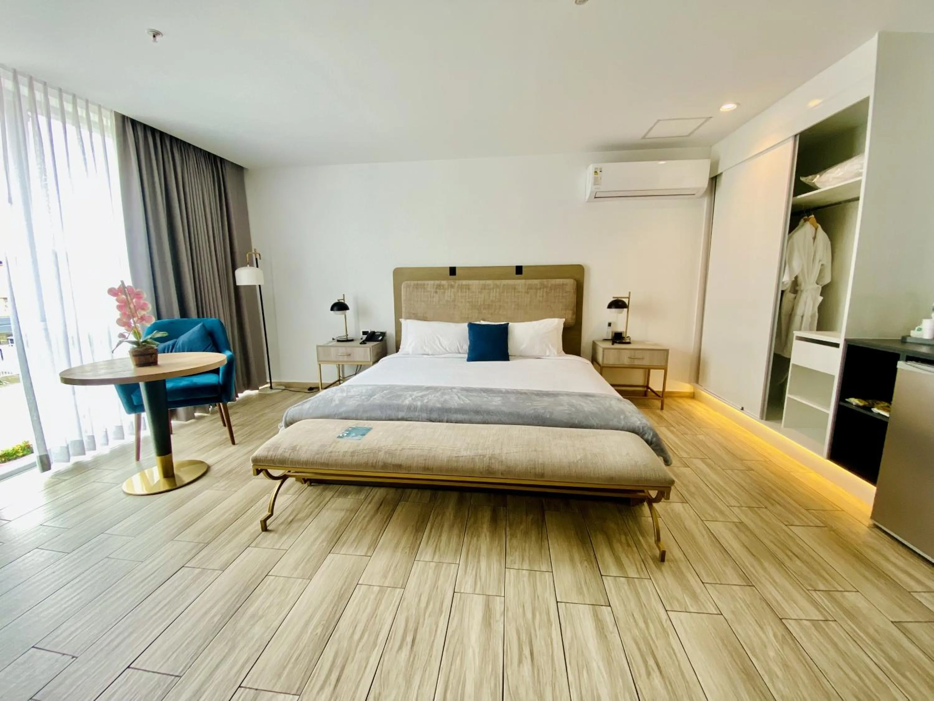 Decorative detail, Bed in Hotel Puerto Pacifico Guayaquil Airport