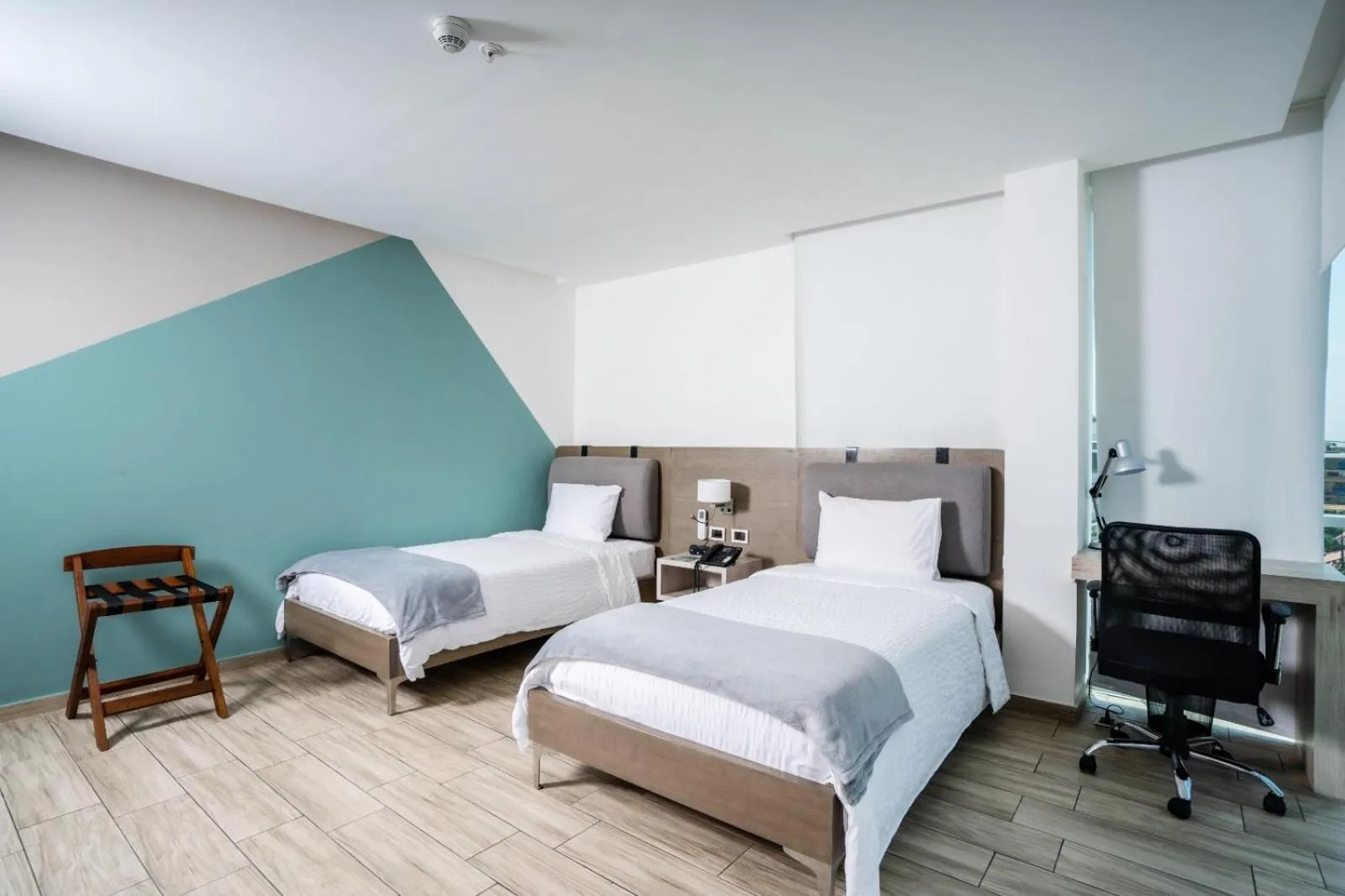 Bed in Hotel Puerto Pacifico Guayaquil Airport