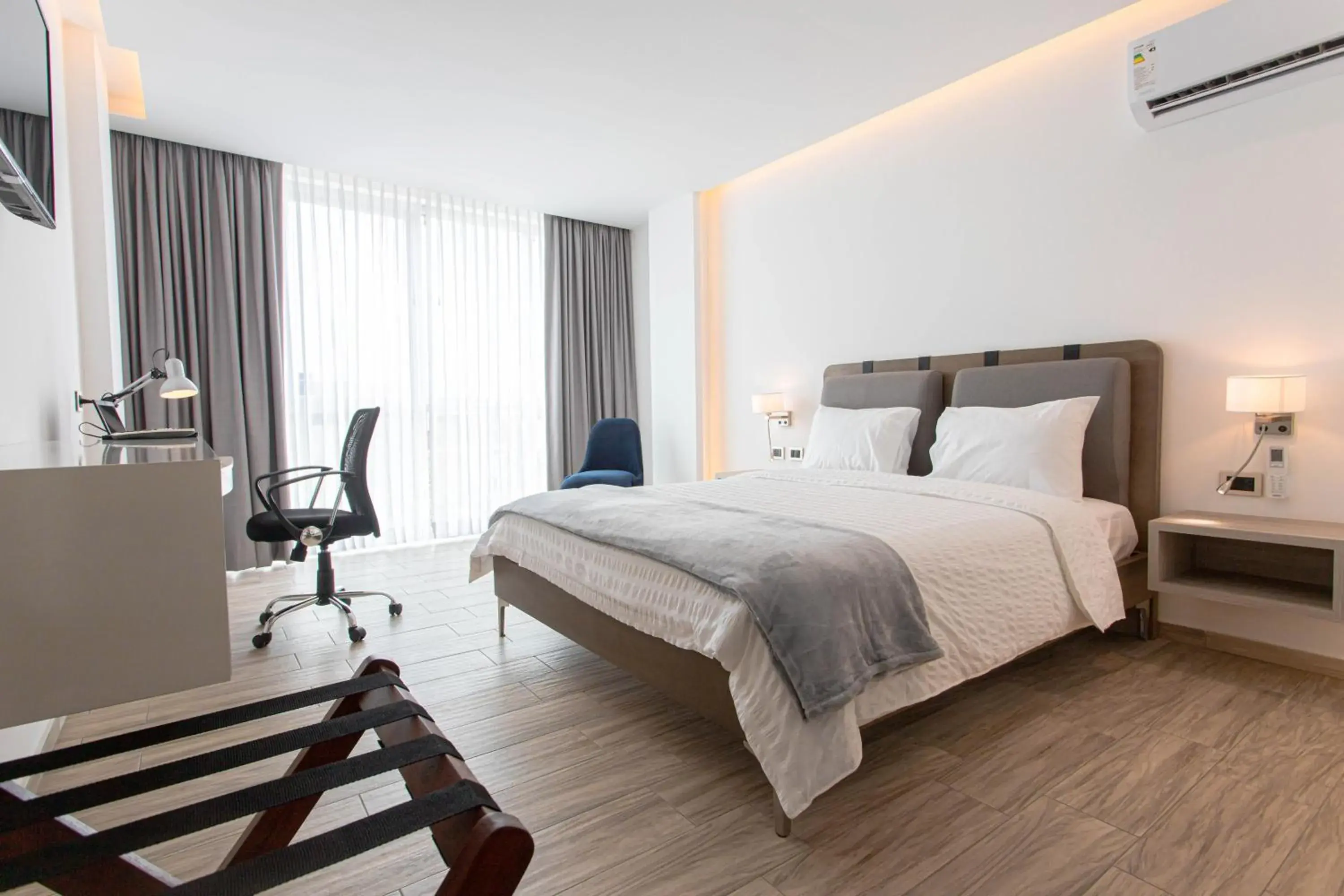 Superior Queen Room in Hotel Puerto Pacifico Guayaquil Airport Superior Queen Room in Hotel Puerto Pacifico Guayaquil Airport