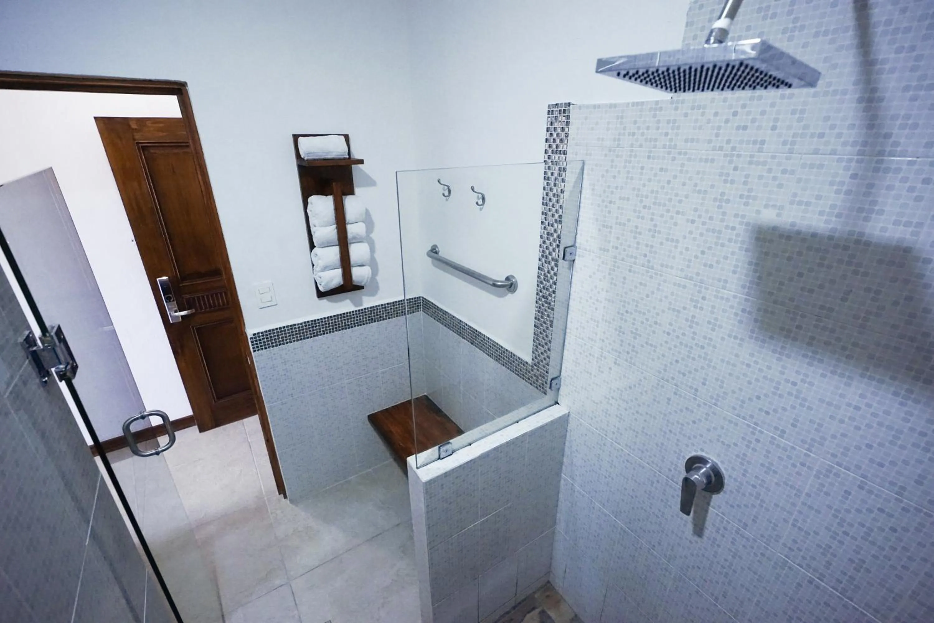 Shower in The Mint Resort Isla Mujeres