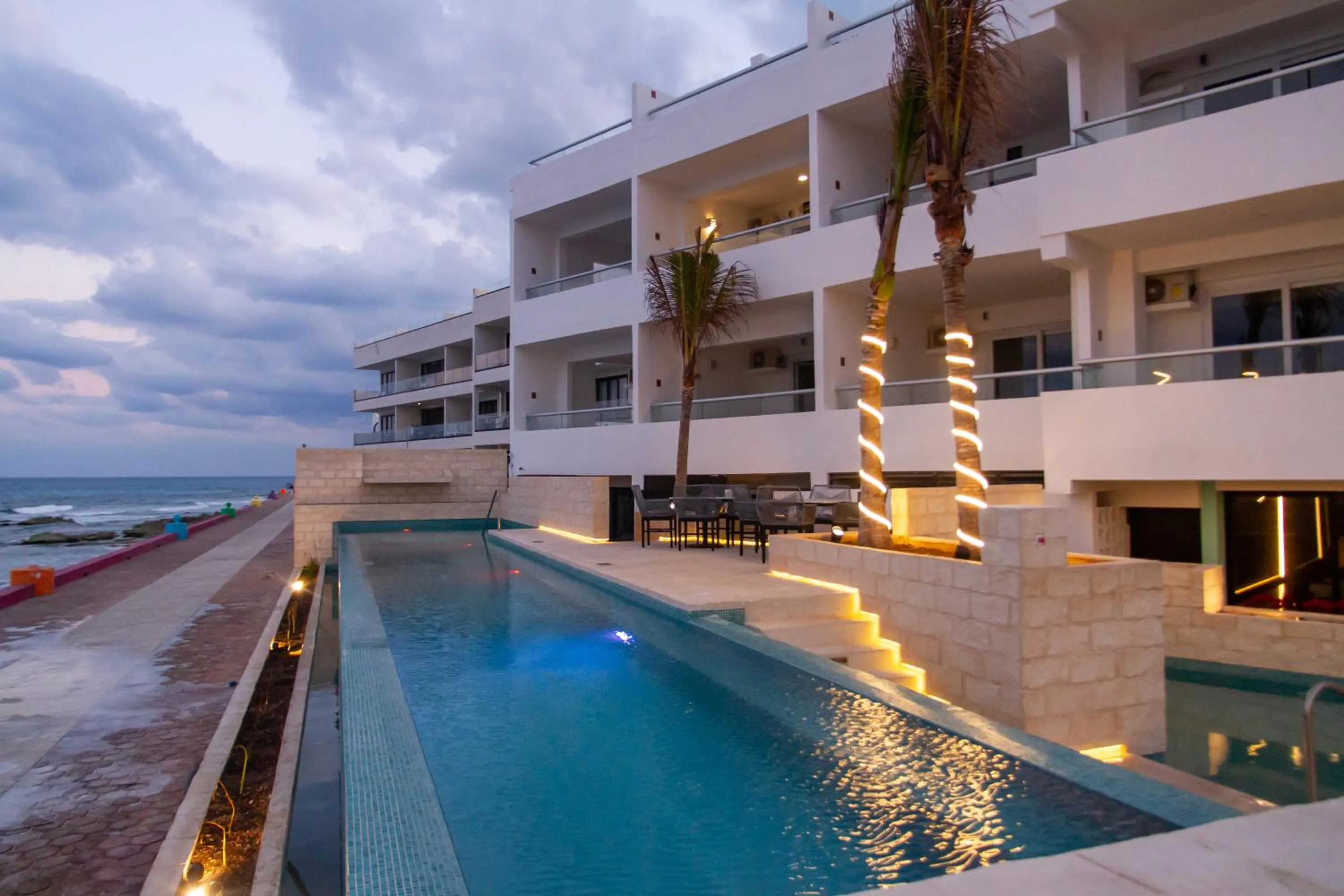 Property building in Ocean Drive Hotel