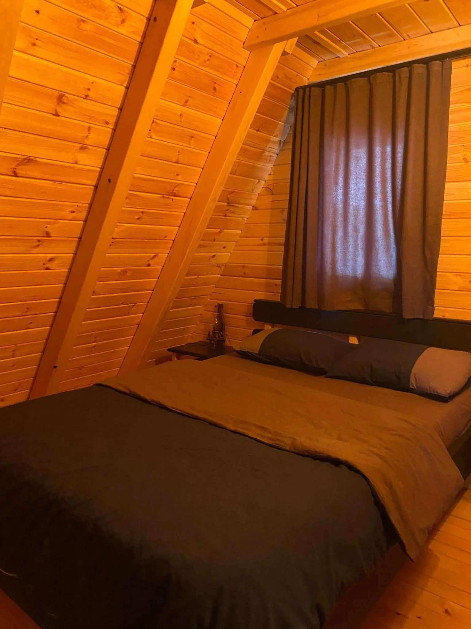 Bed in Sapanca Çağlayan Bungalow