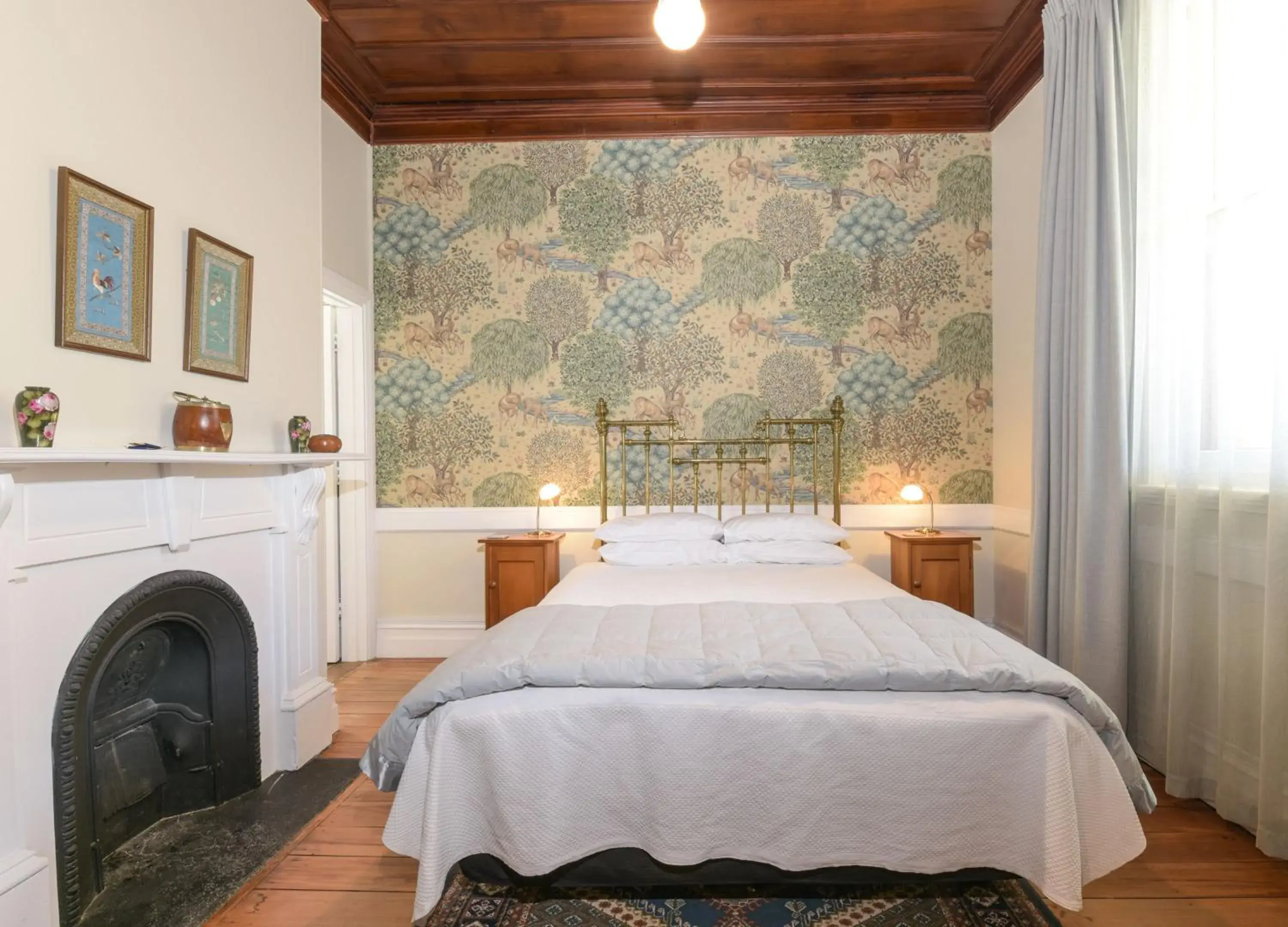 Queen Suite in Dunstan House Queen Suite in Dunstan House