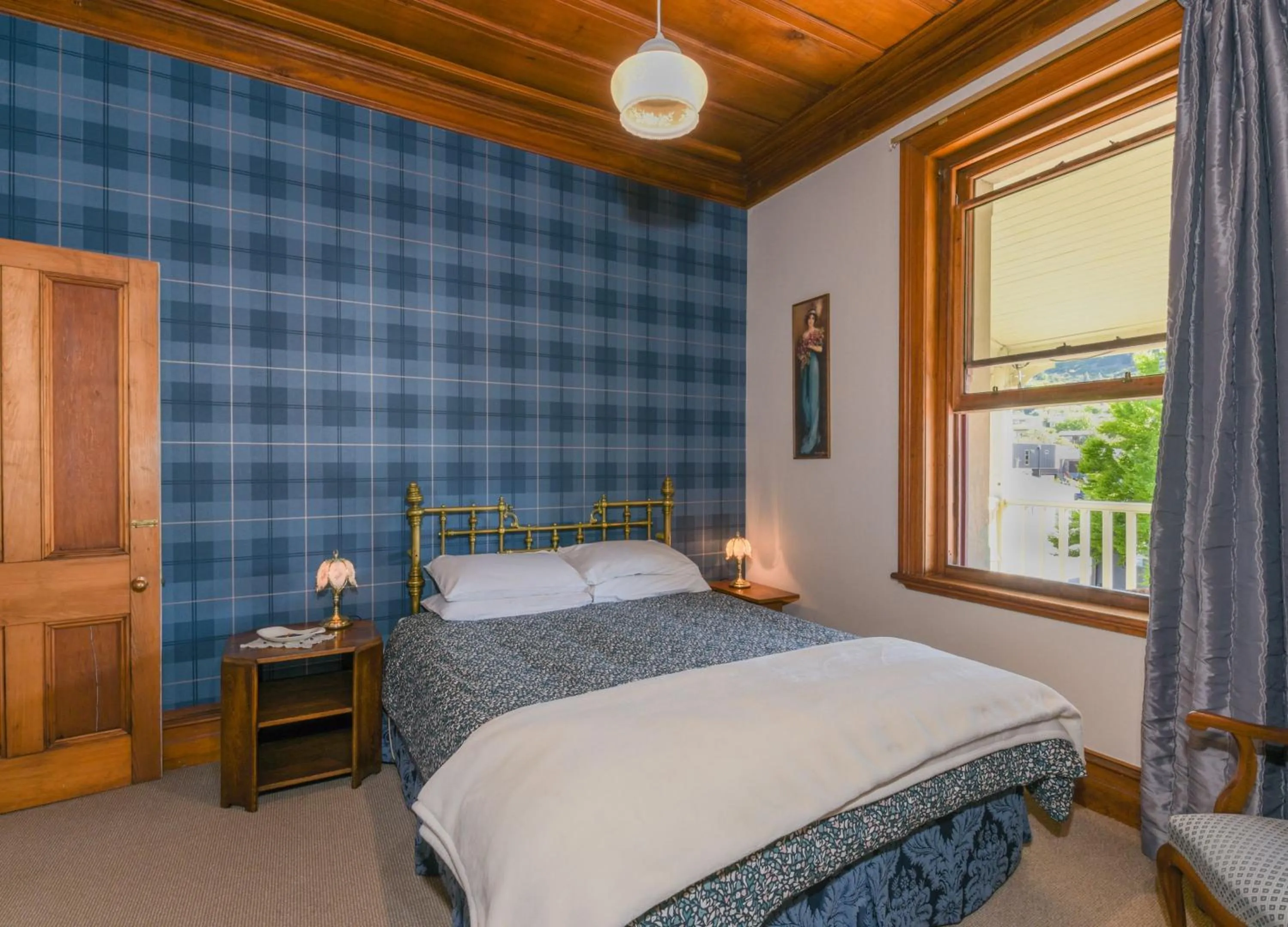 Bedroom, Bed in Dunstan House