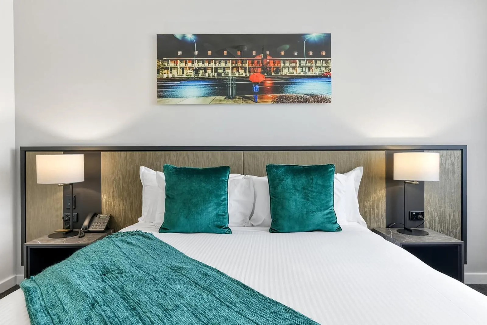 Bedroom, Bed in The Remington Orange