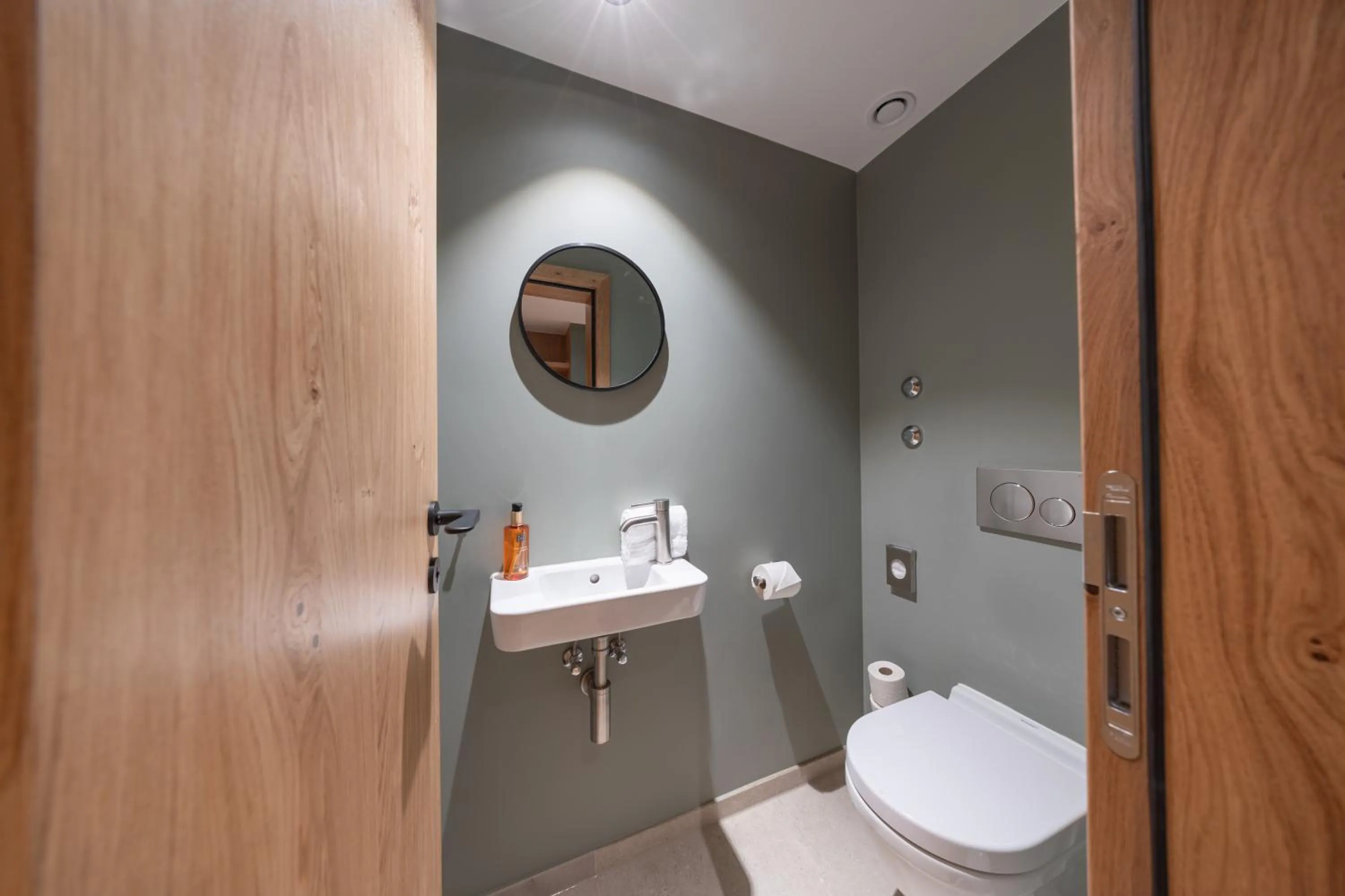 Toilet in Hotel Rosatsch