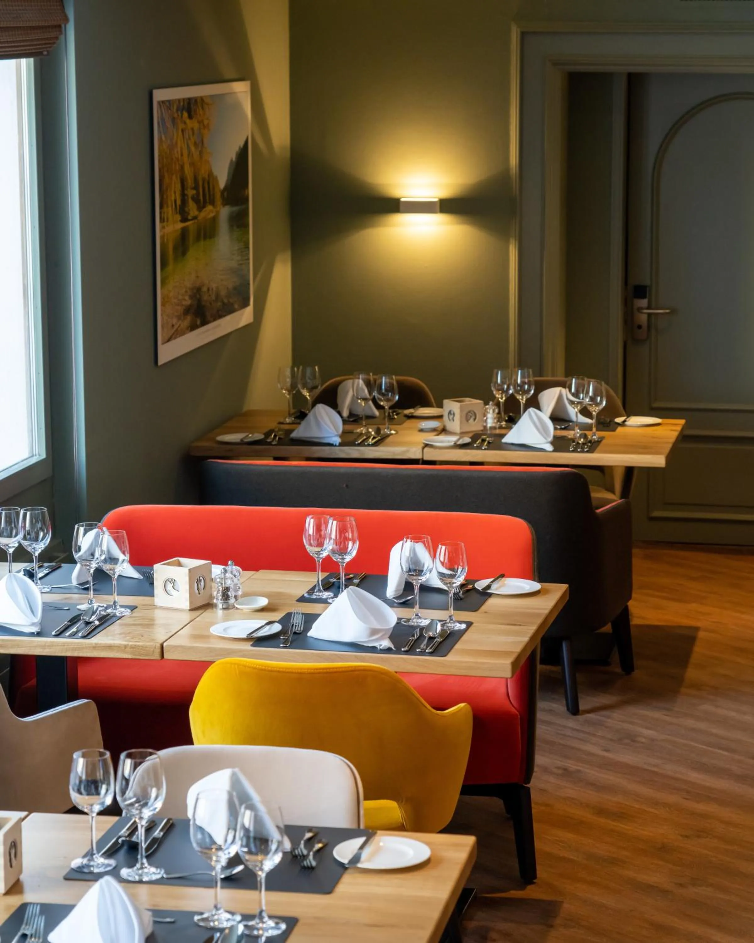 Restaurant/places to eat in Hotel Rosatsch