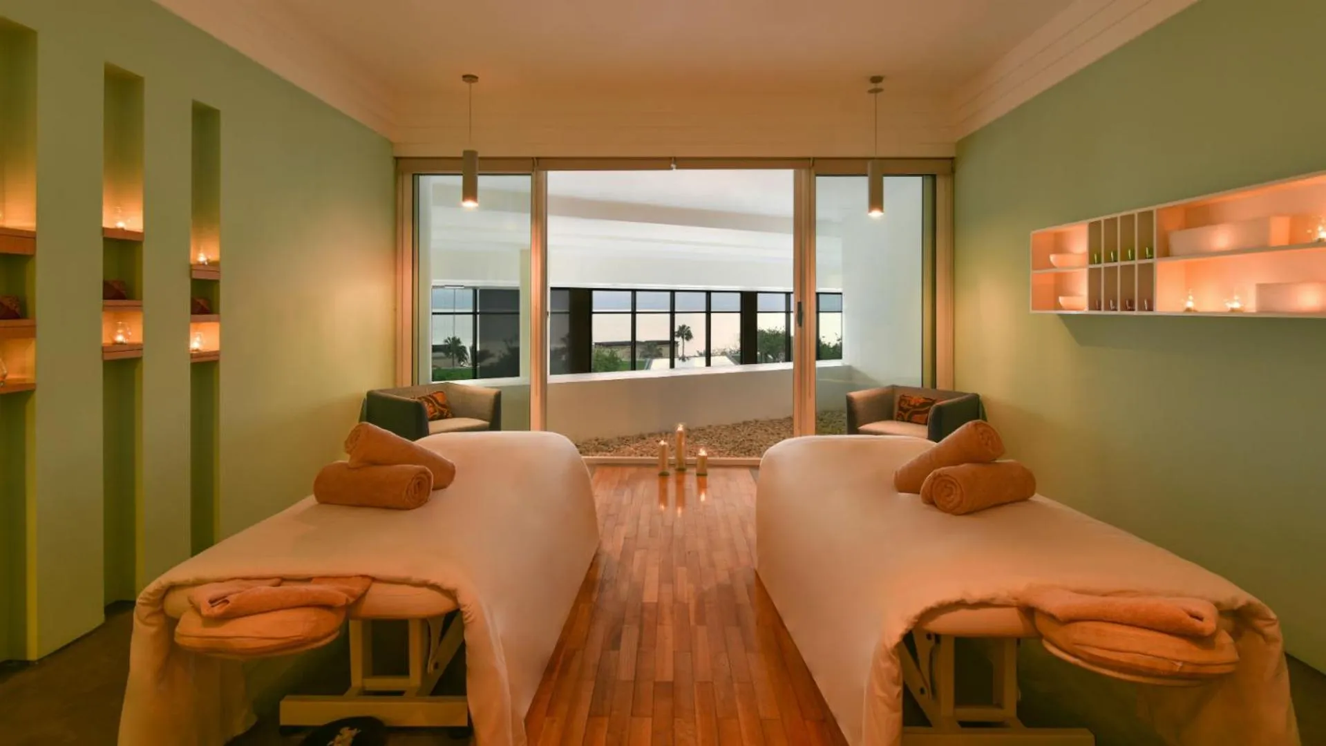 Massage, Bed in Kempinski Hotel Ishtar Dead Sea