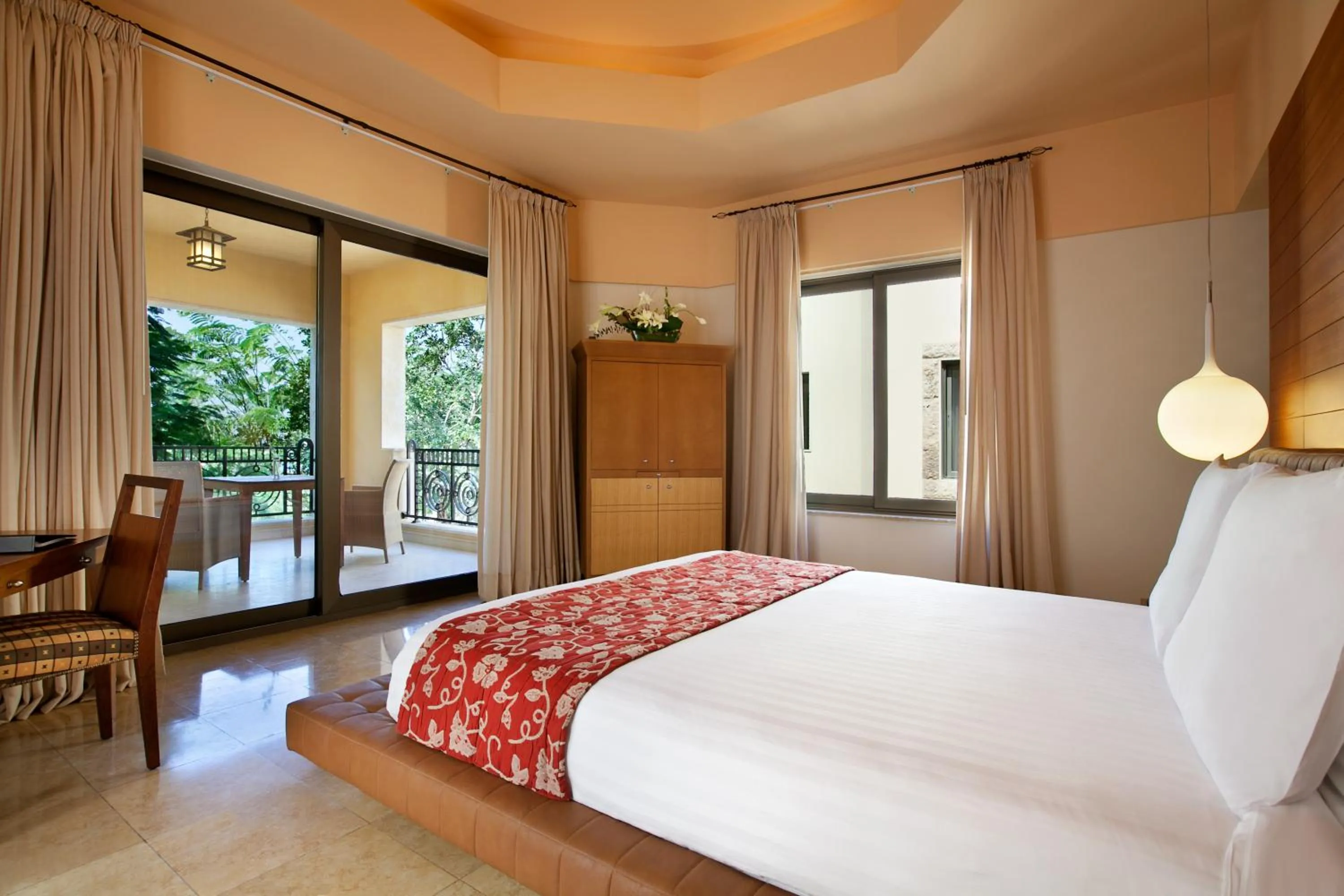 Bed in Kempinski Hotel Ishtar Dead Sea