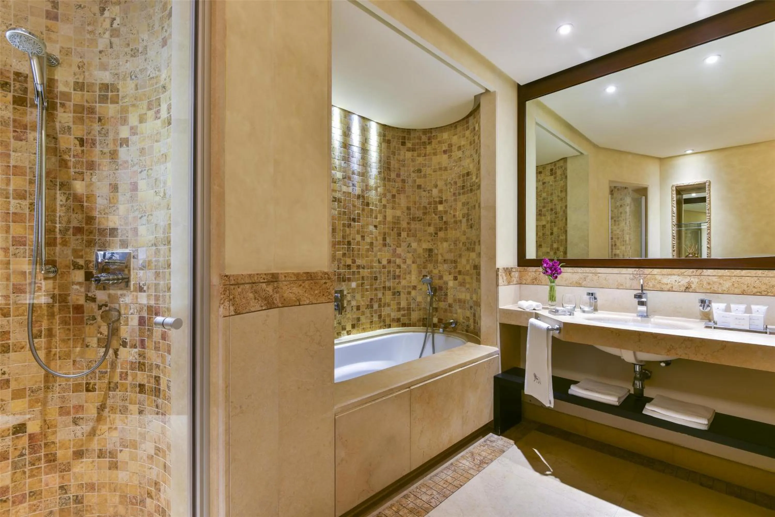 Bedroom in Kempinski Hotel Ishtar Dead Sea