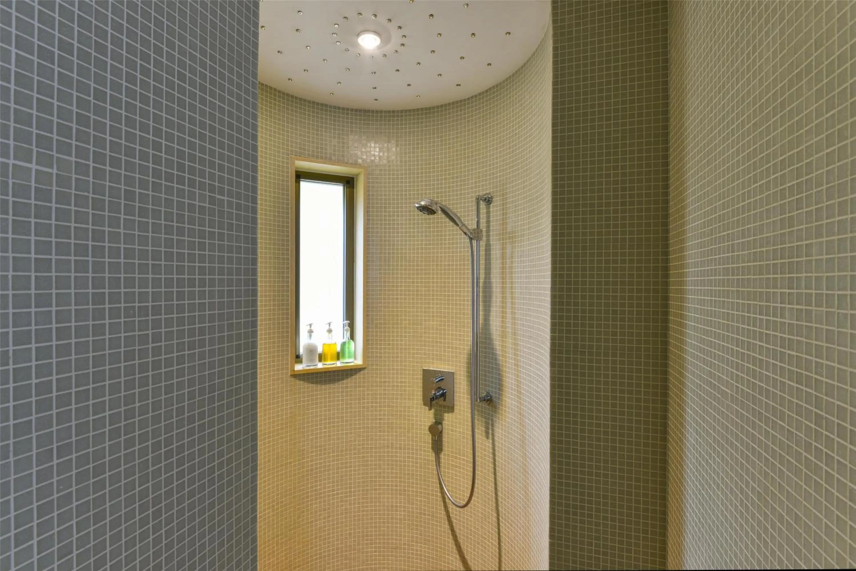 Bathroom in Kempinski Hotel Ishtar Dead Sea