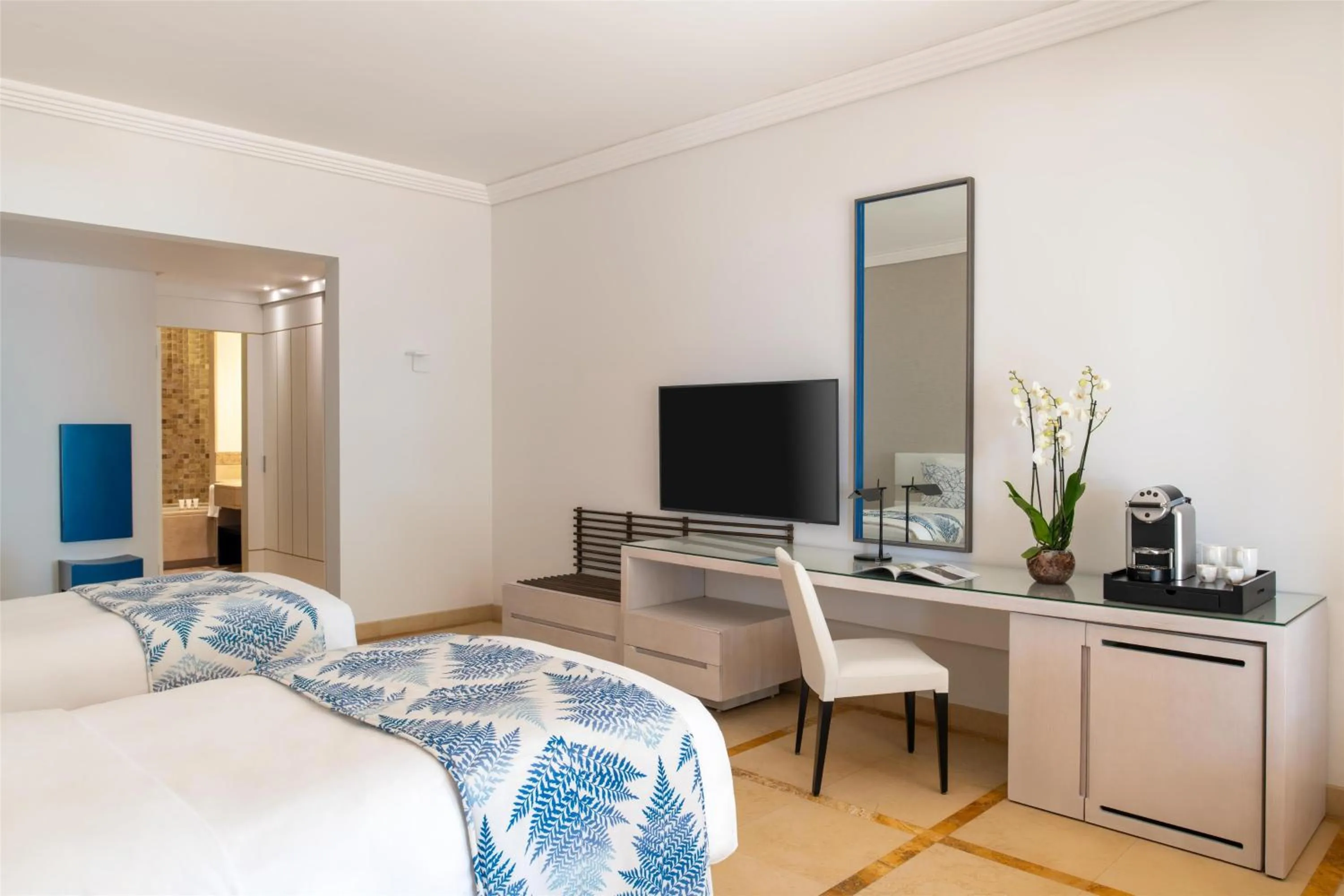 Bedroom, Bed in Kempinski Hotel Ishtar Dead Sea