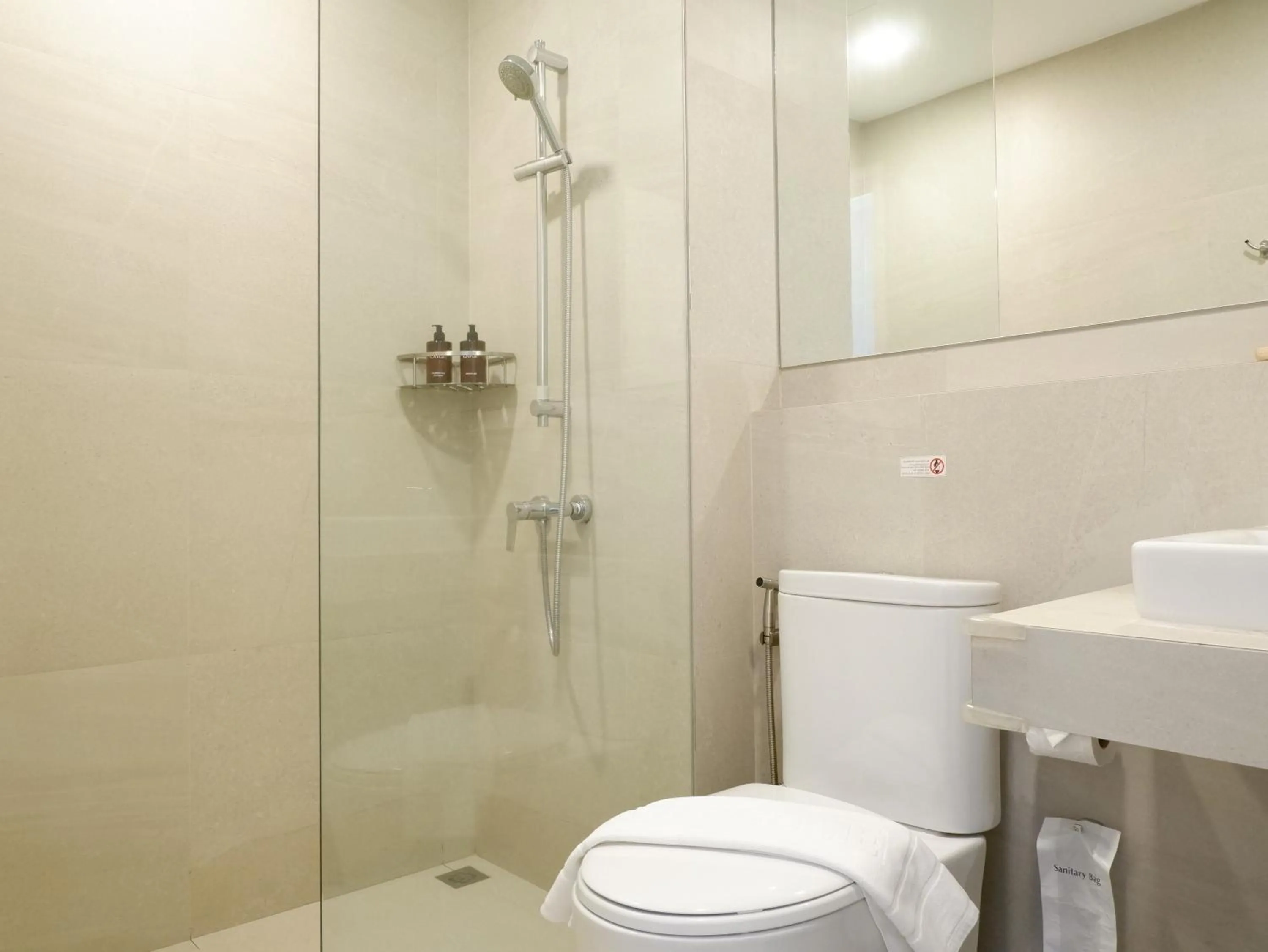 Bathroom in bliQ Hotel Chanthaburi