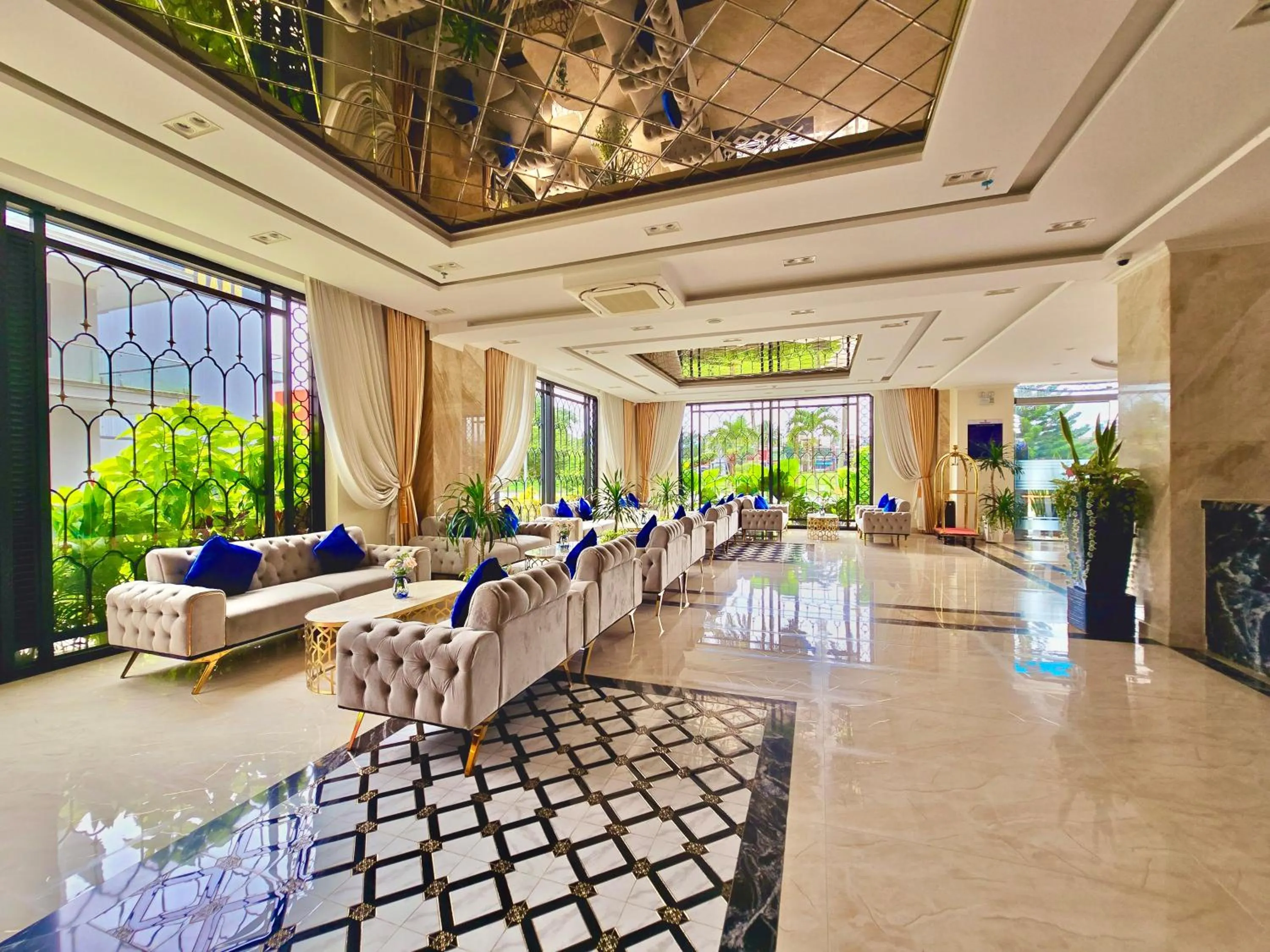 Lobby or reception in Sandals Vista Hotel