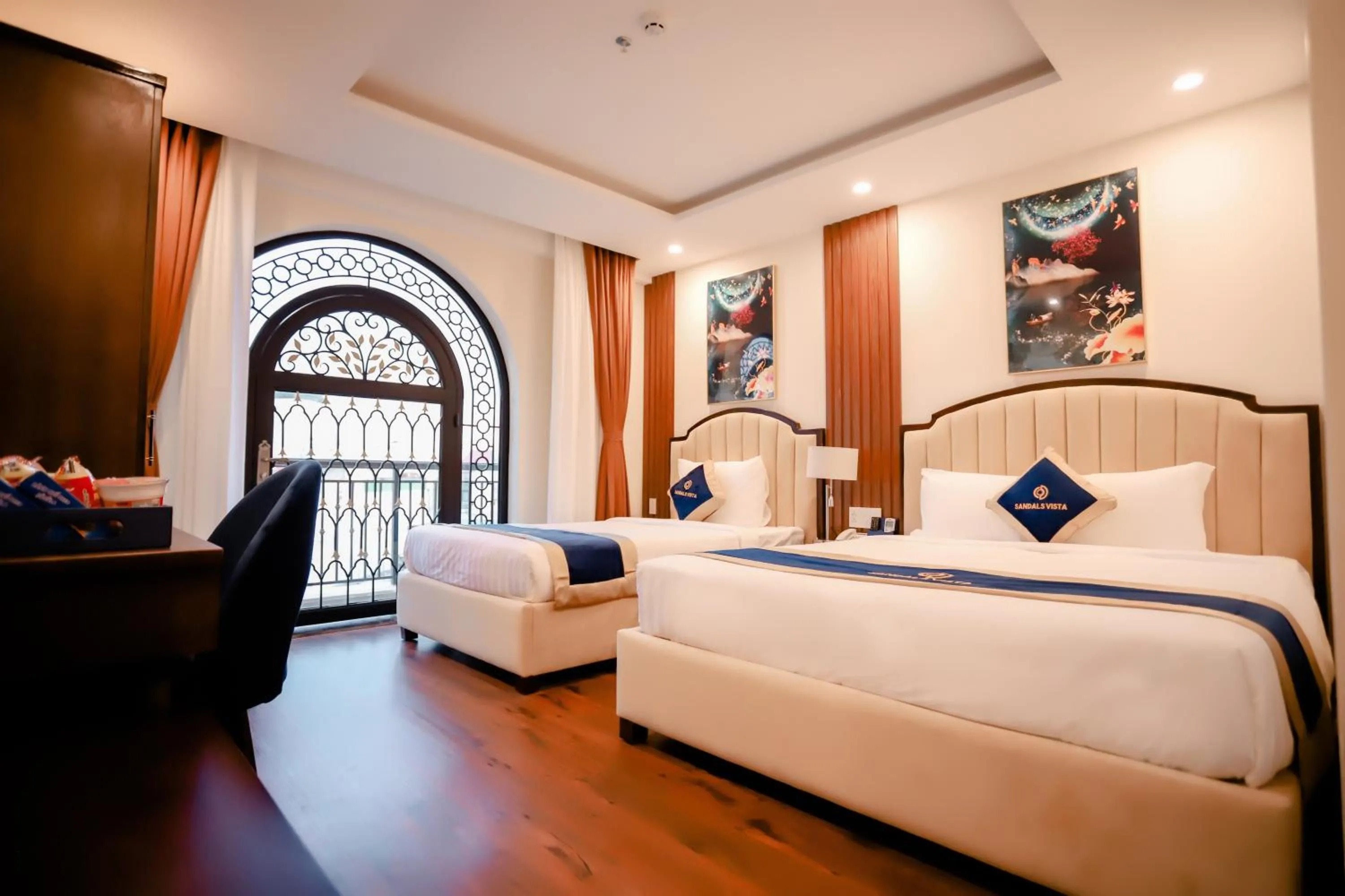 Bedroom, Bed in Sandals Vista Hotel