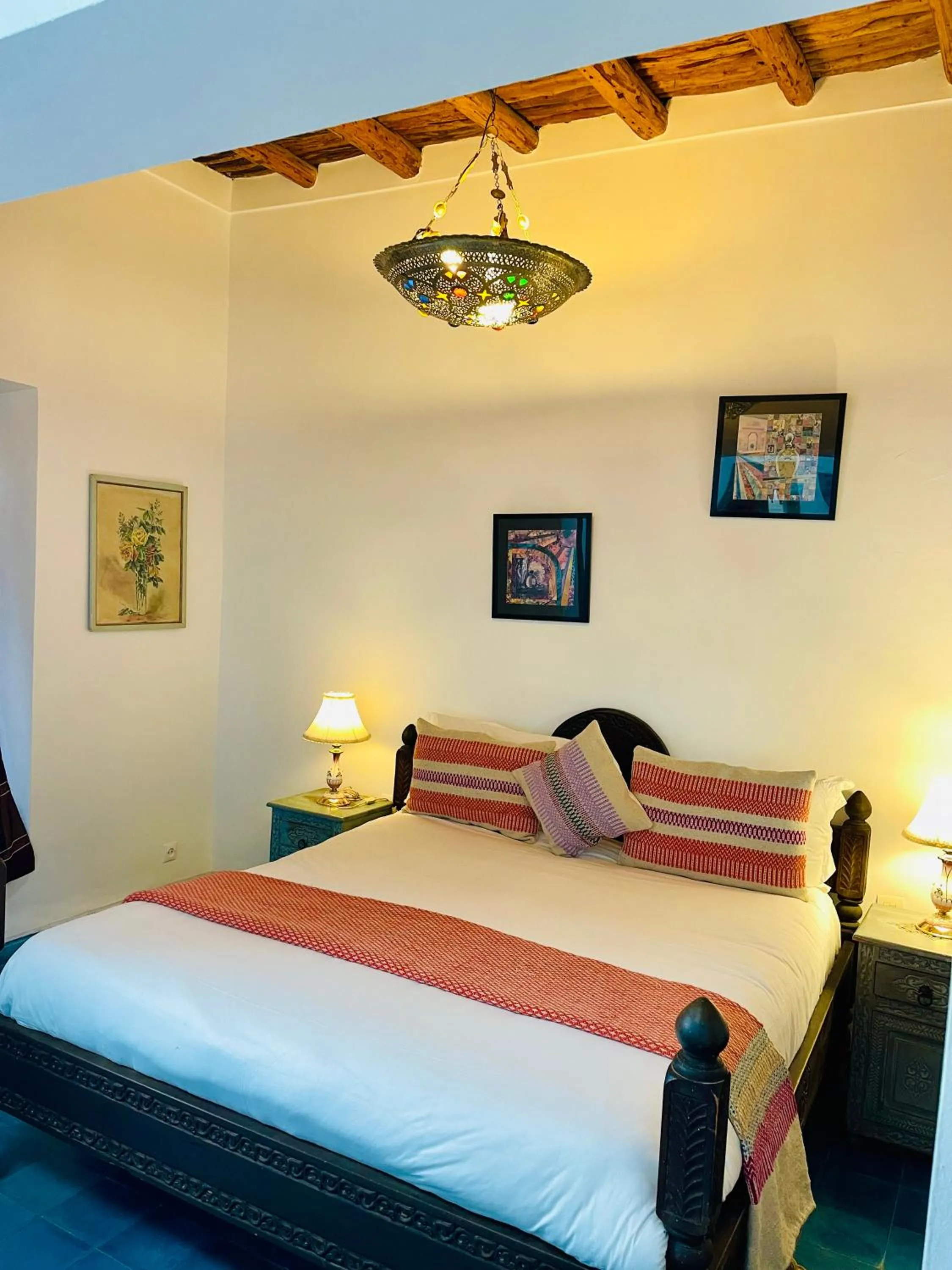 Bed in Riad Zarka By La Siredrah