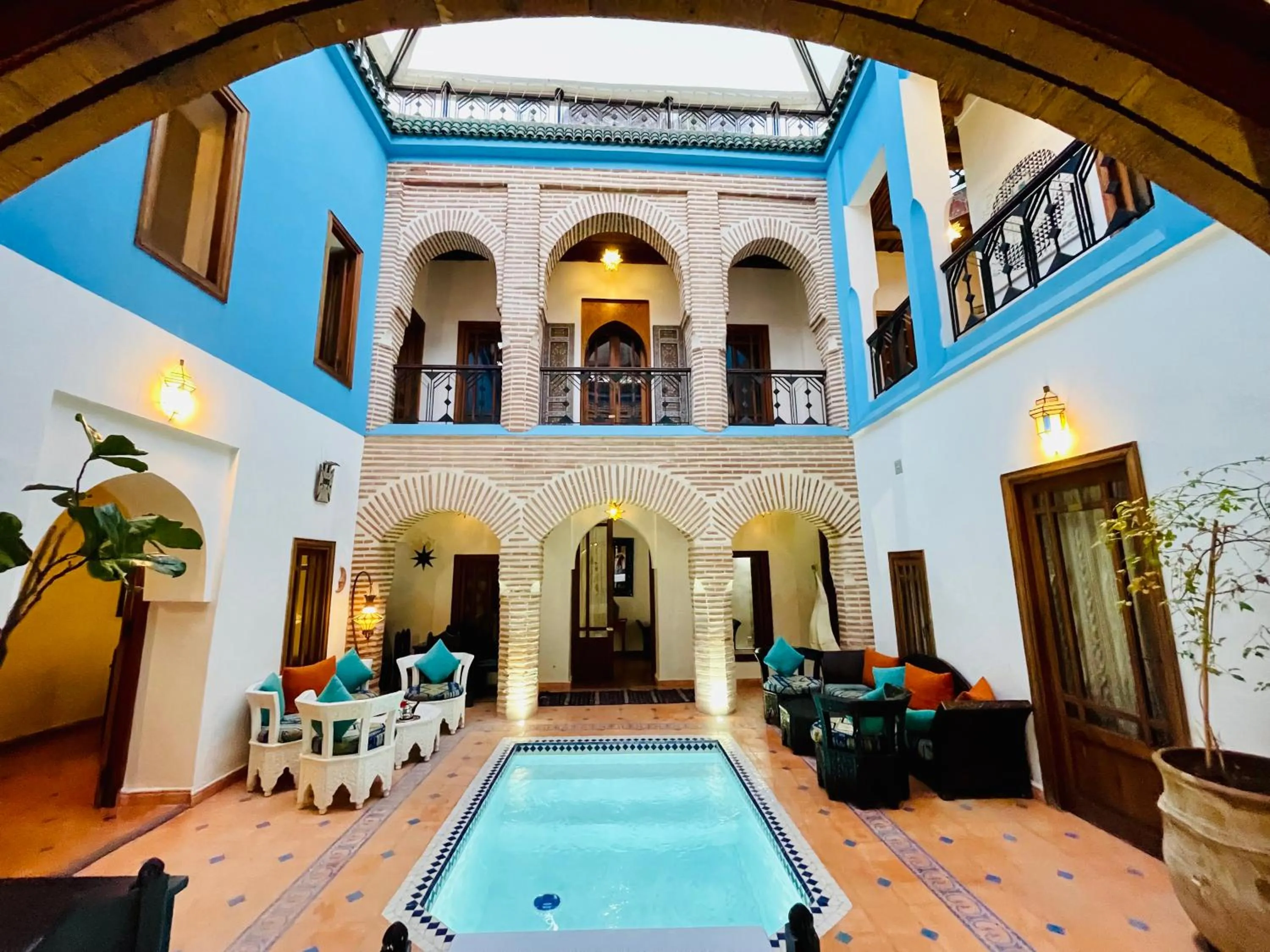 Property building in Riad Zarka By La Siredrah