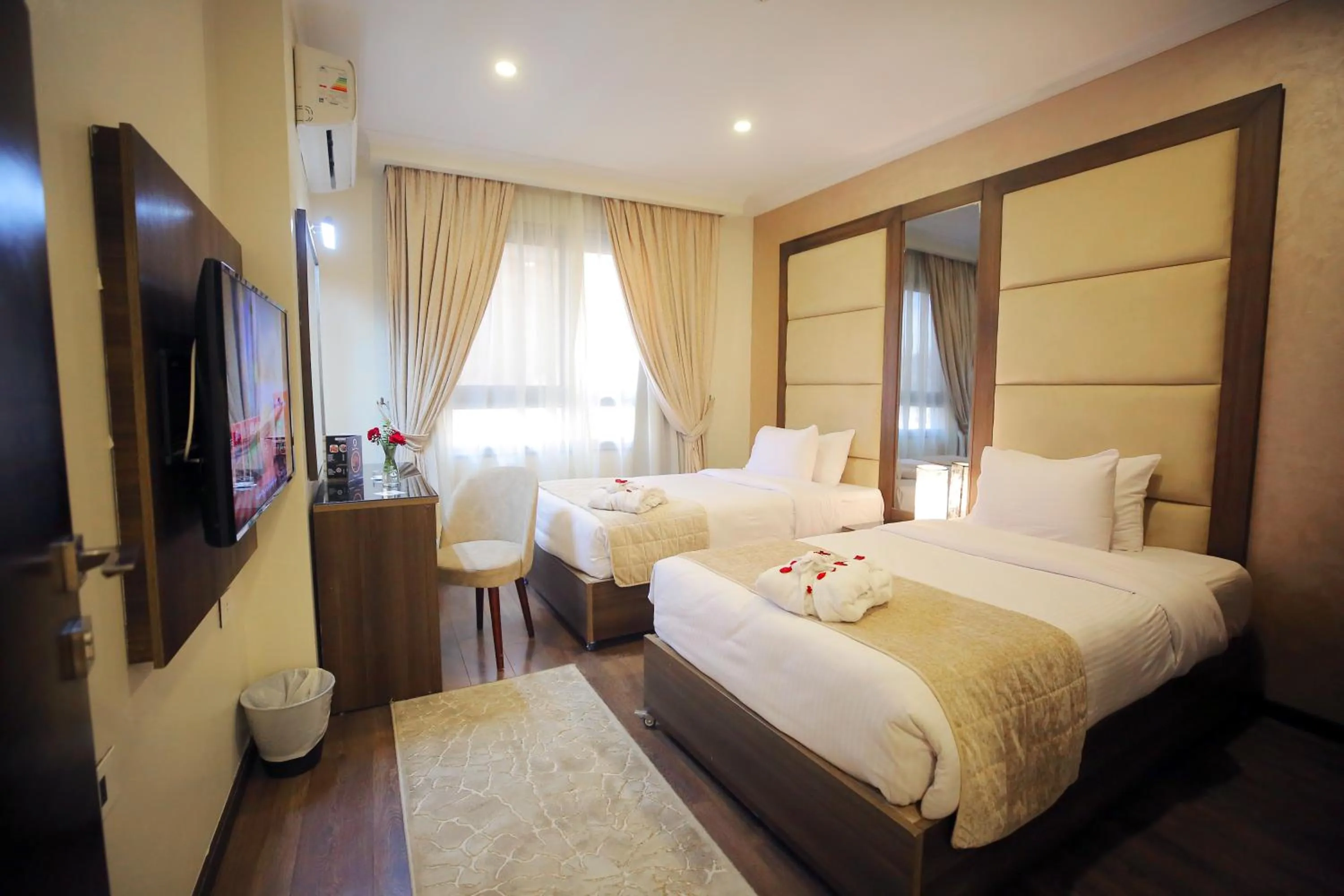 Bed in Cairo Taj Hotels & Suites - Dokki