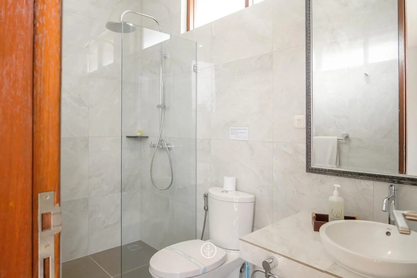 Bathroom in Asmaya Hill View Villa 7 bedrooms with a private swimming pool and billiard table