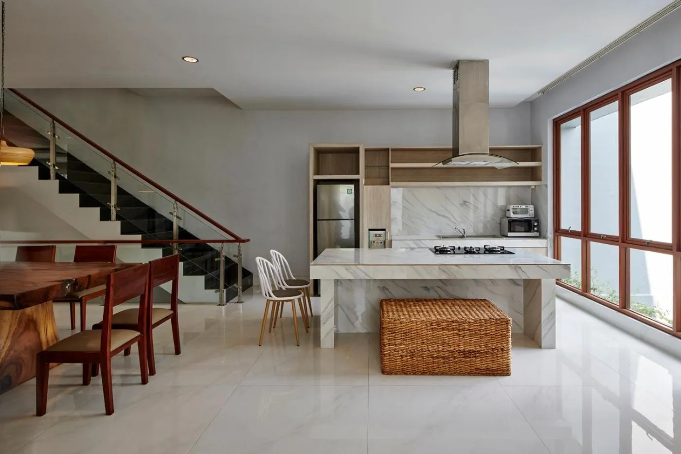 Drinks in Asmaya Hill View Villa 7 bedrooms with a private swimming pool and billiard table