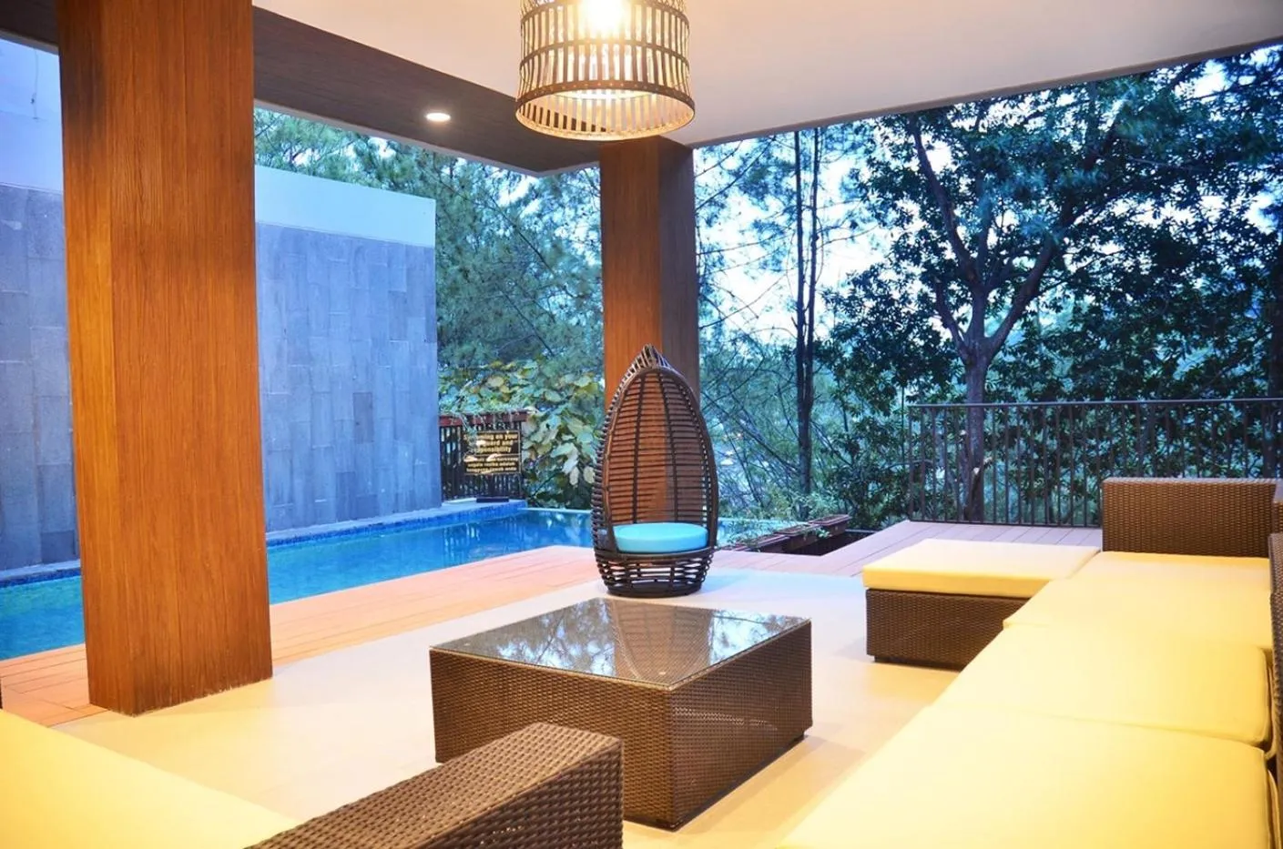 Swimming pool in Asmaya Hill View Villa 7 bedrooms with a private swimming pool and billiard table