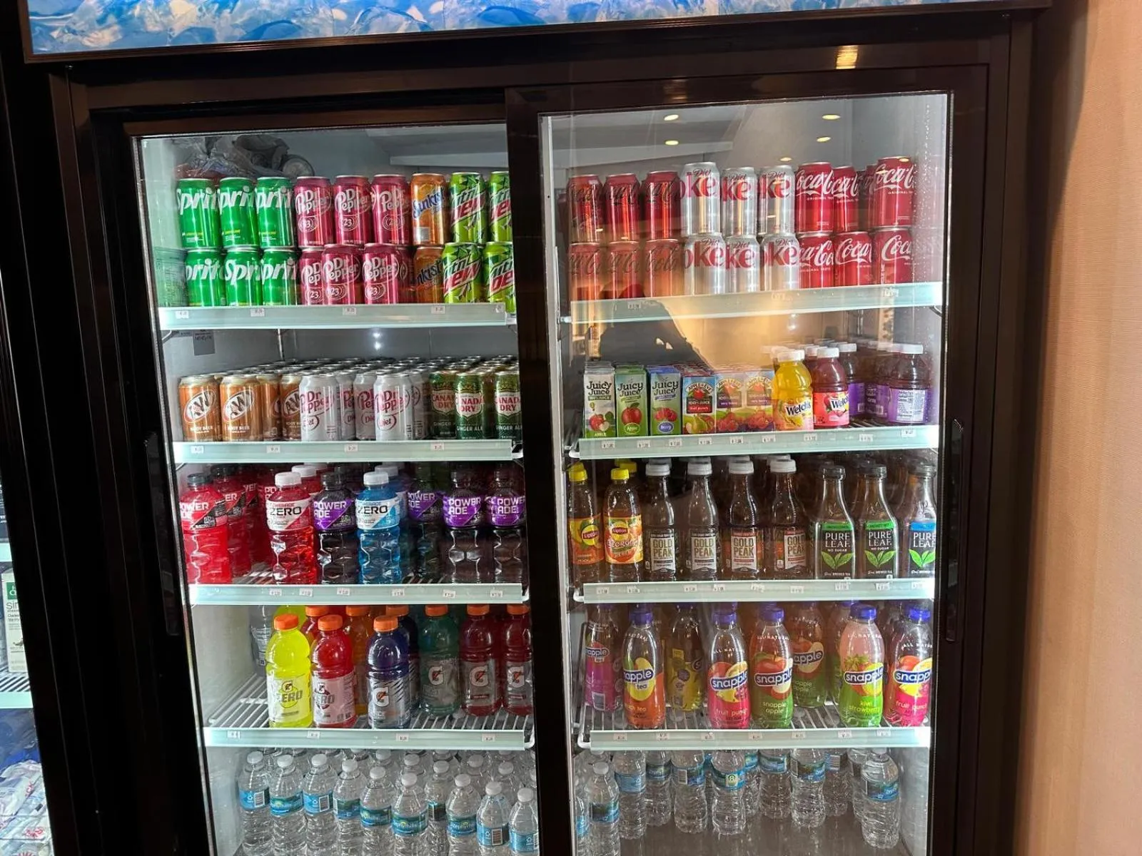 Restaurant/places to eat in Holiday Inn Express & Suites Sanford - Lake Mary by IHG