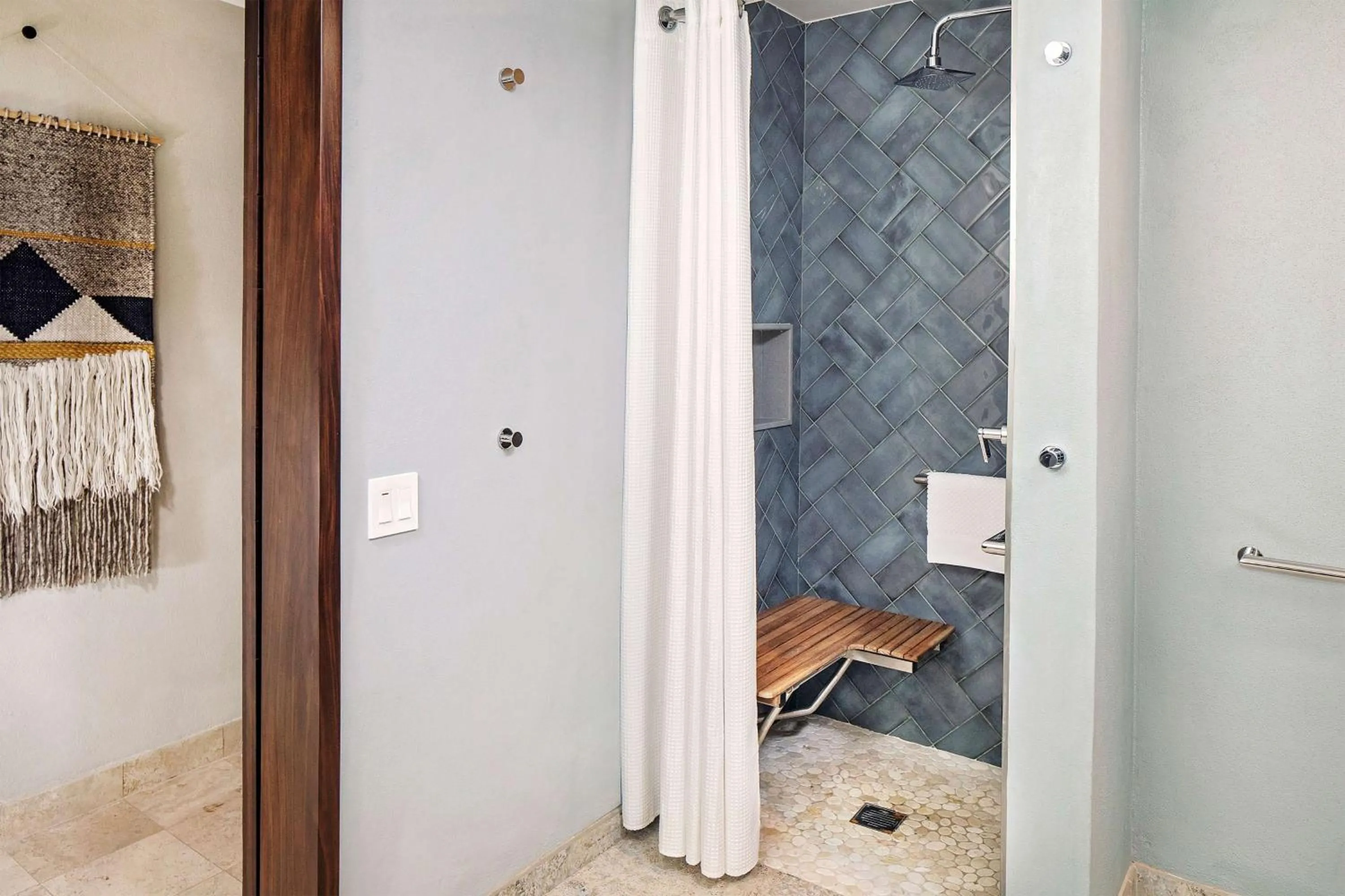 Bathroom in Hilton Grand Vacations Club La Pacifica Los Cabos