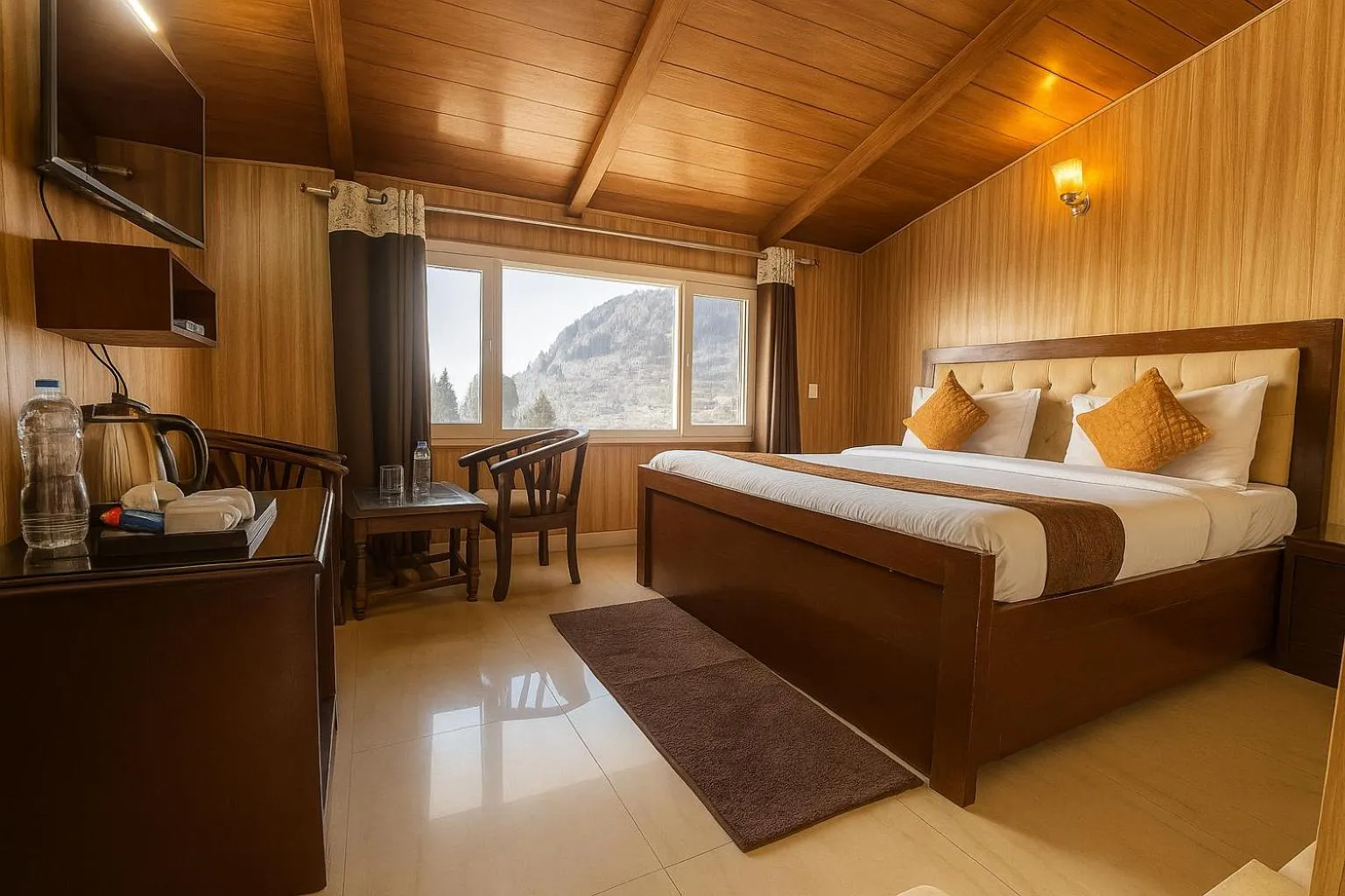 Bed in Hotel Sunny Cot - Free Mall Shuttle and Parking