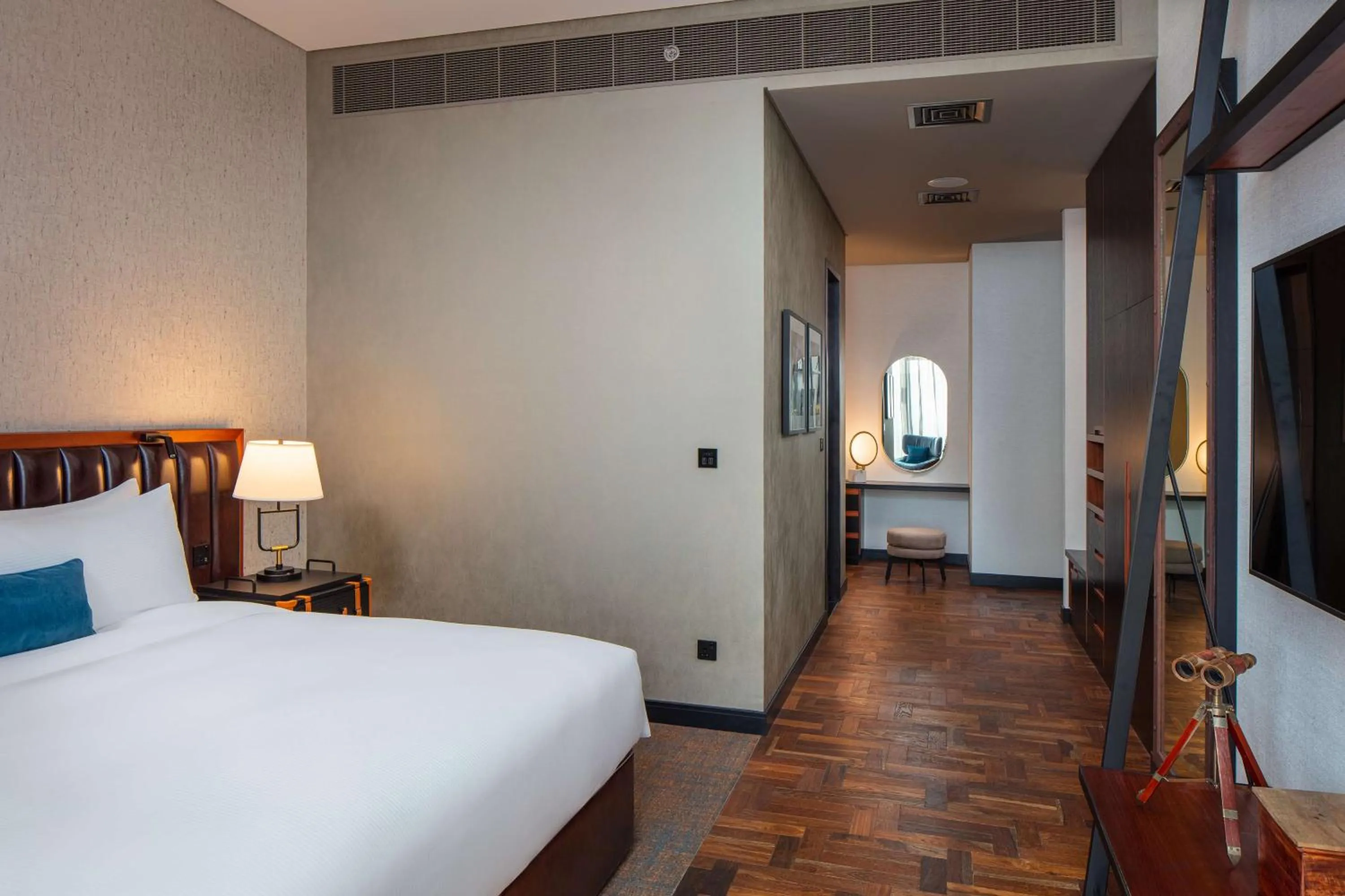 Bedroom, Bed in DoubleTree by Hilton Dubai M Square Hotel & Residences