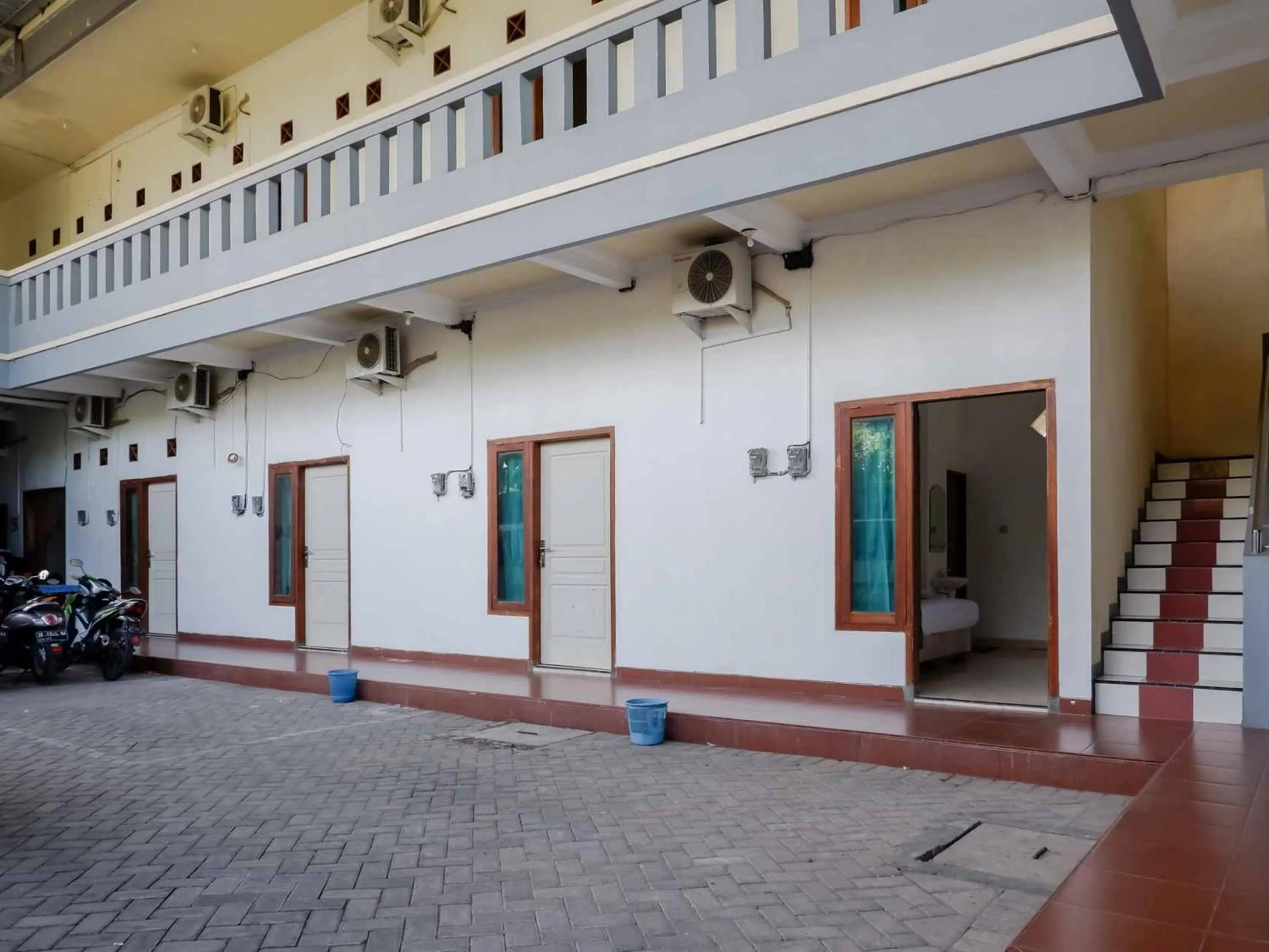 Property building in RedDoorz near RSUD Nganjuk