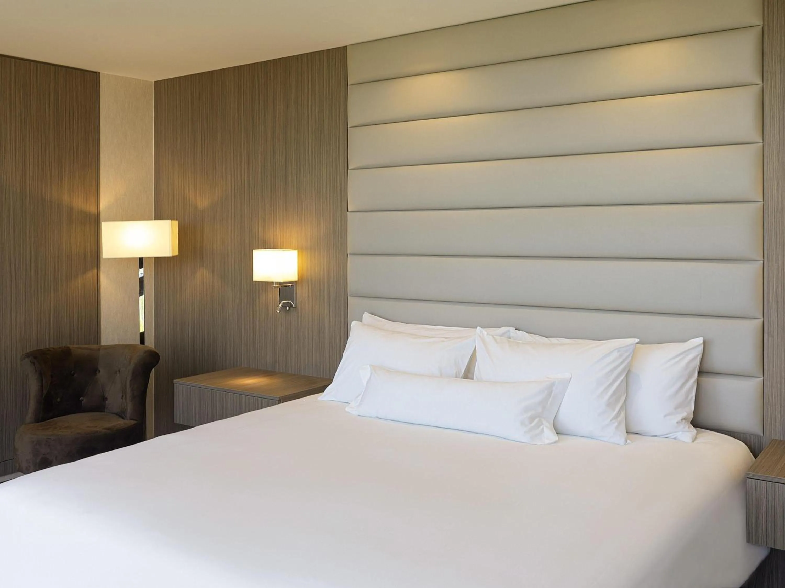 Bedroom, Bed in Swissotel Santa Cruz de La Sierra