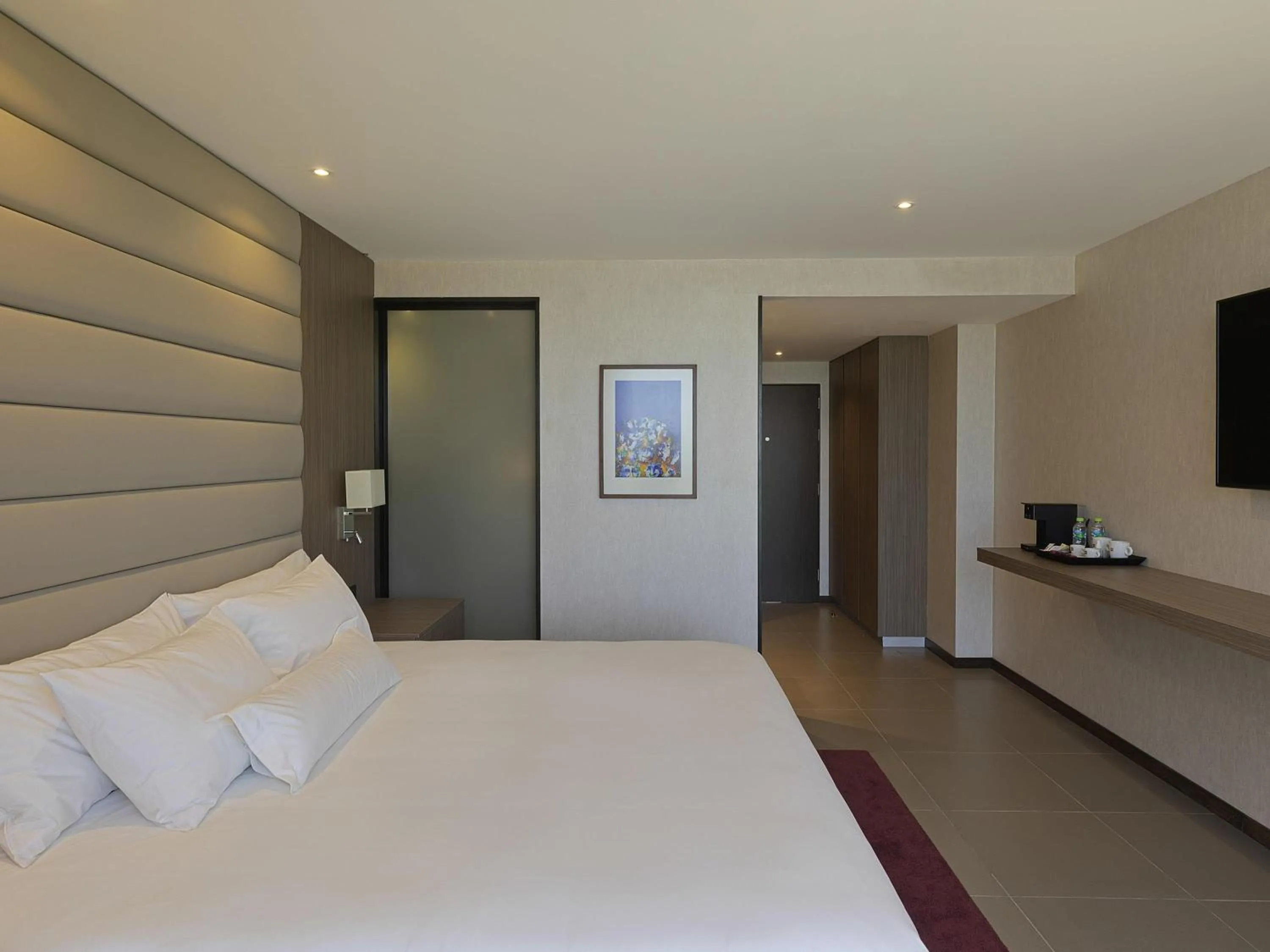 Bedroom, Bed in Swissotel Santa Cruz de La Sierra