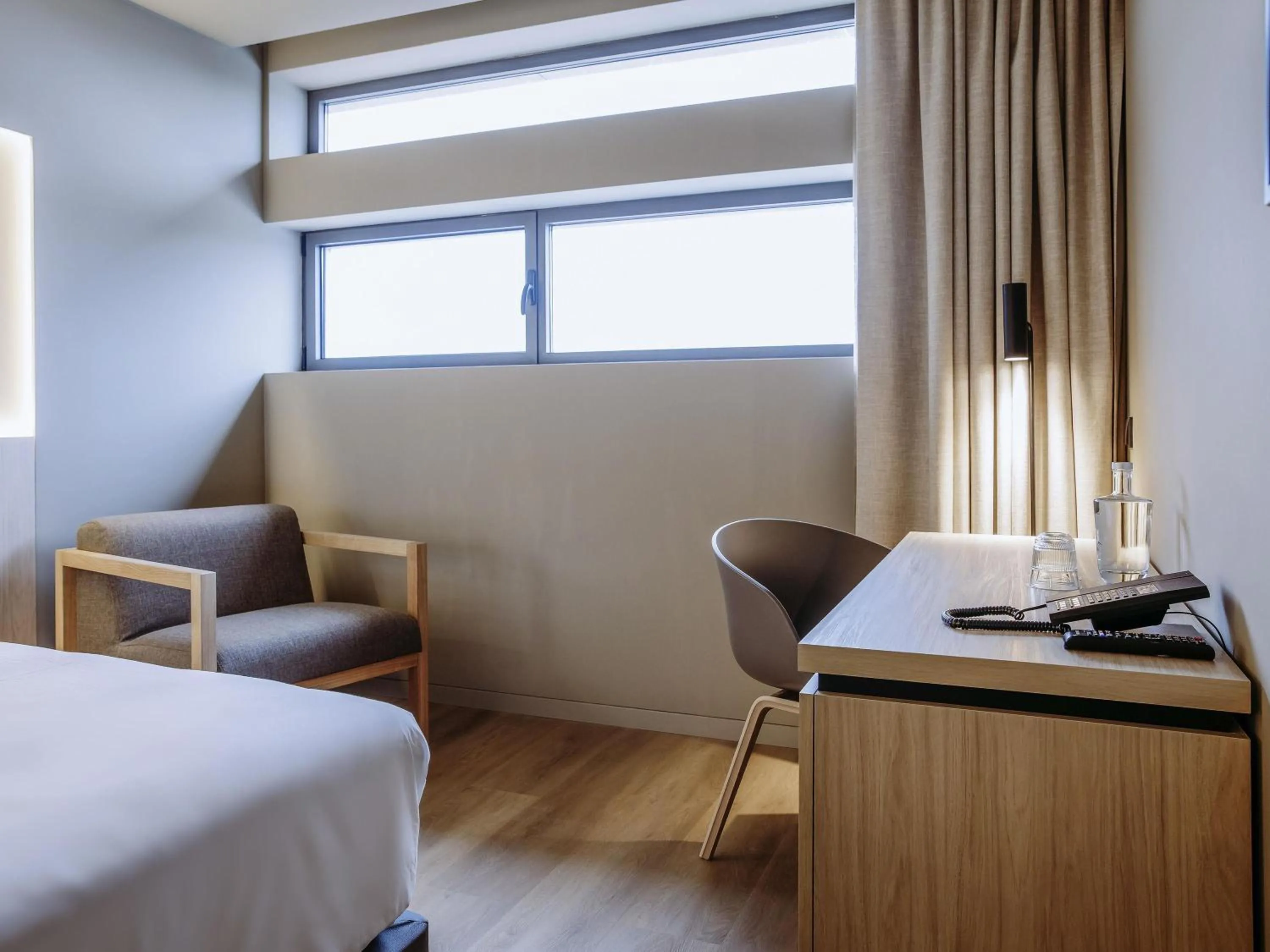 Bedroom, Bed in Mercure Fátima