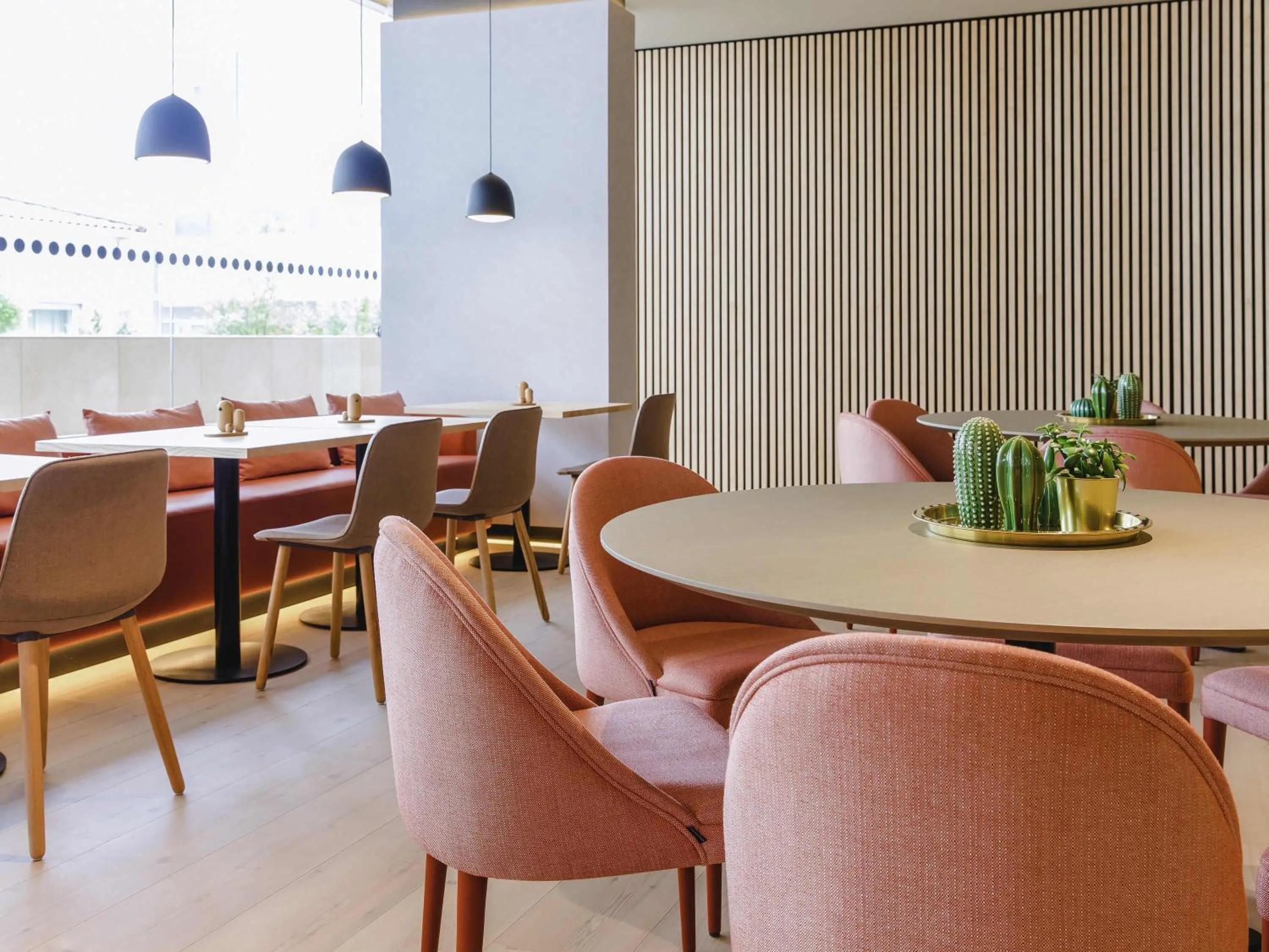 Restaurant/places to eat in Mercure Fátima