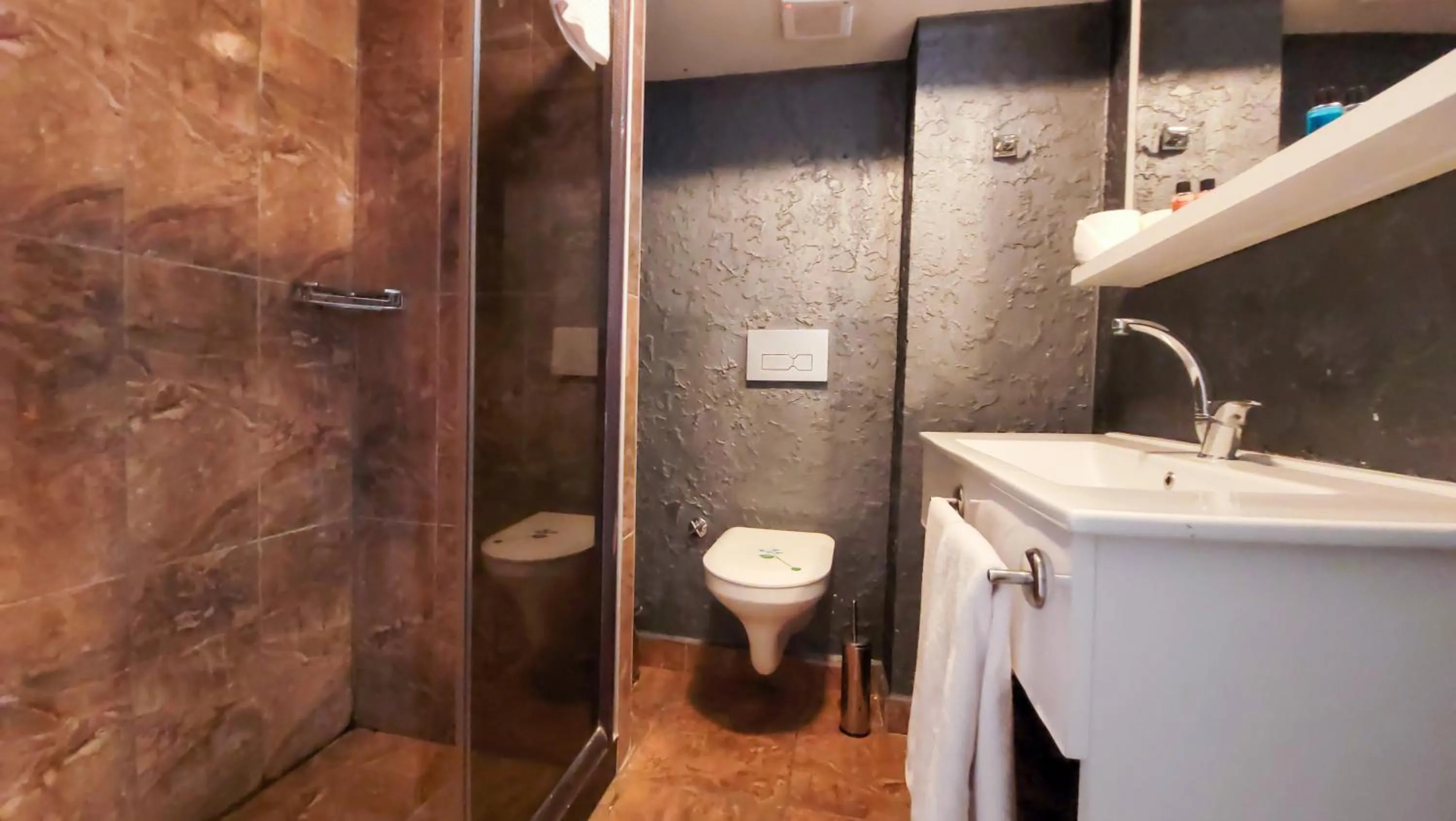 Bathroom in MOX Hotel Wellness & Spa