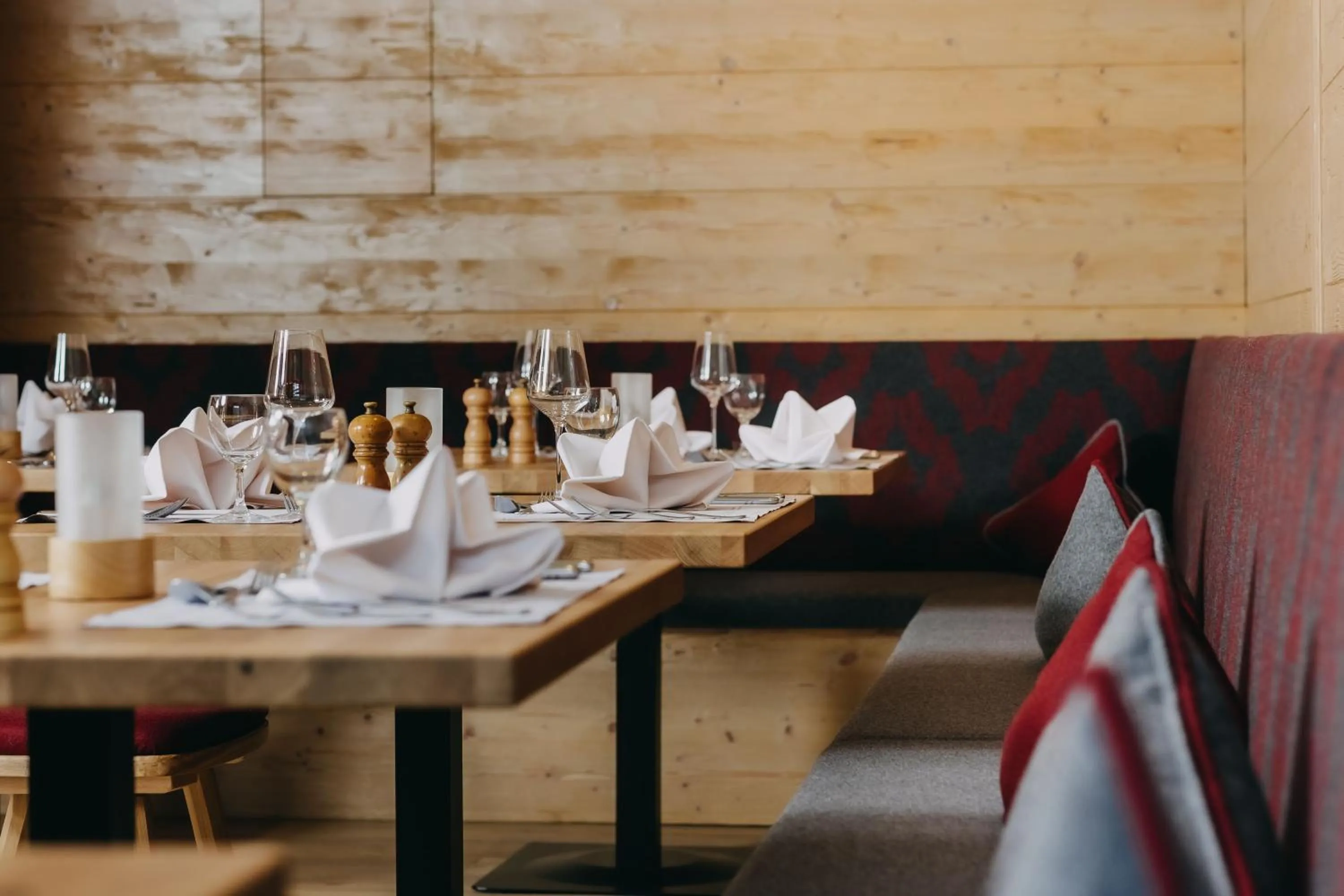 Restaurant/places to eat in Hotel Drei Quellen Therme