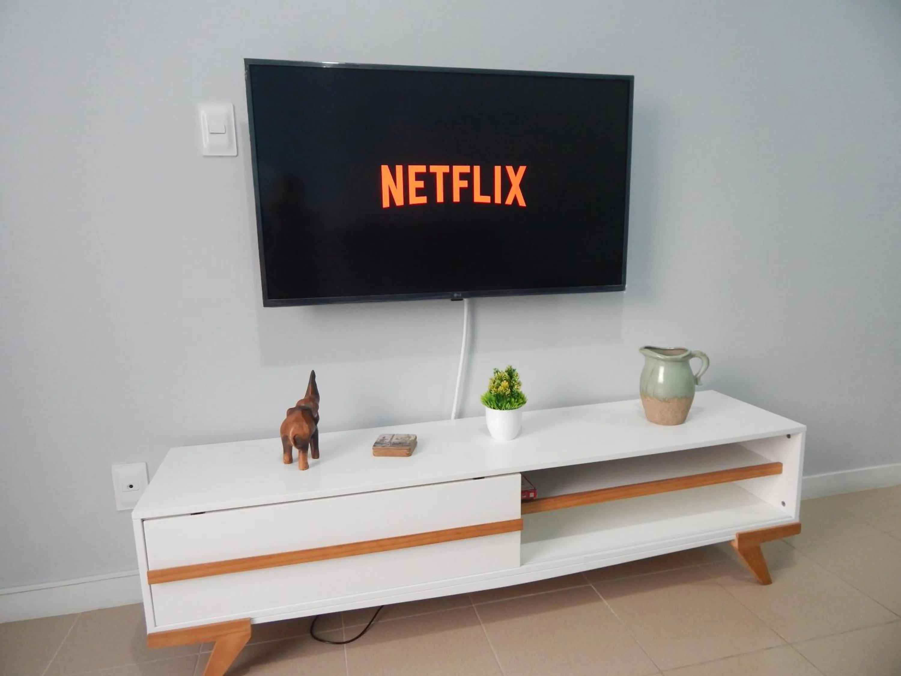 Communal lounge/ TV room in Varandas da Praia do Forte - Apartamento frente ao Mar