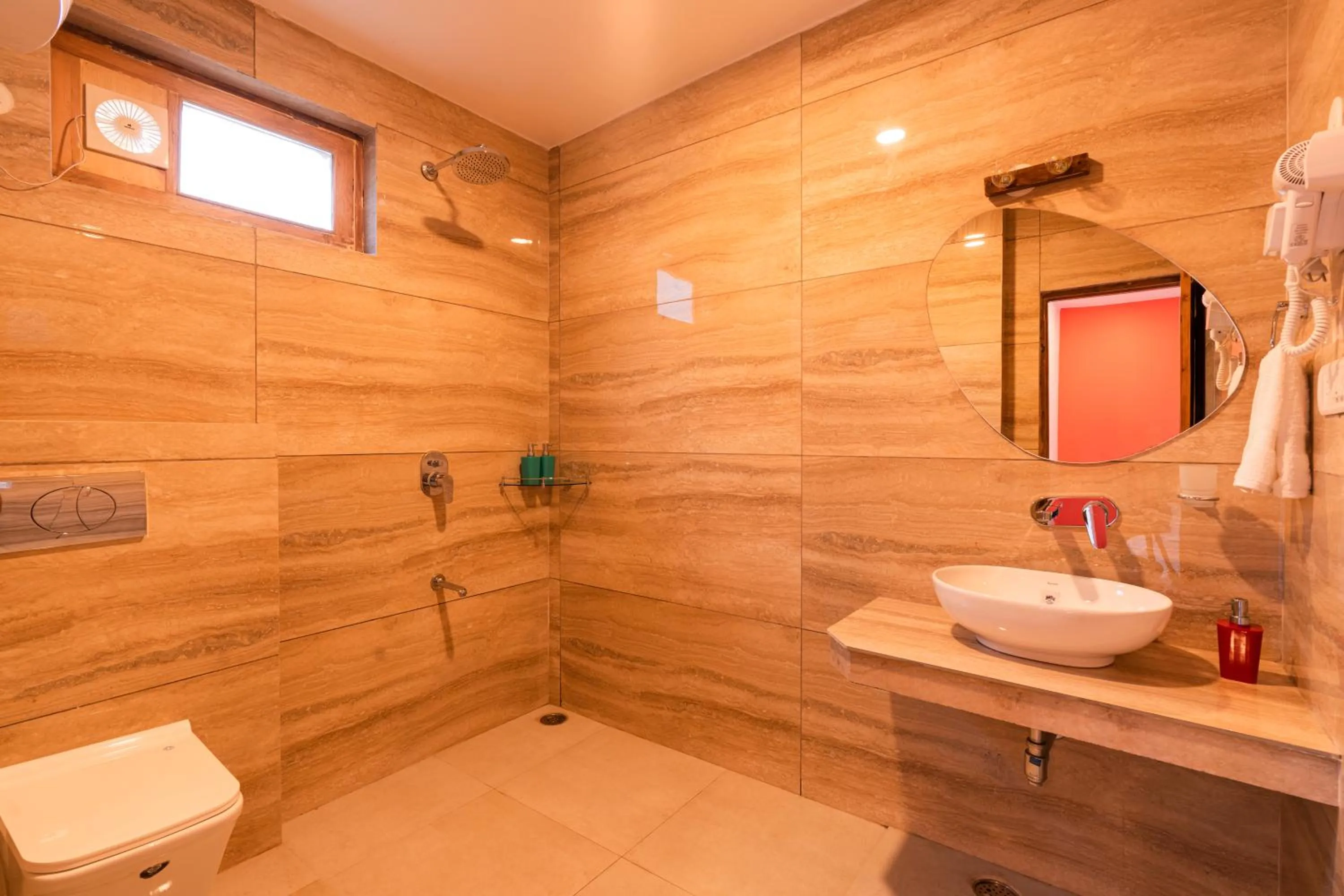 Toilet in Zen Manali by Keekoo Stays
